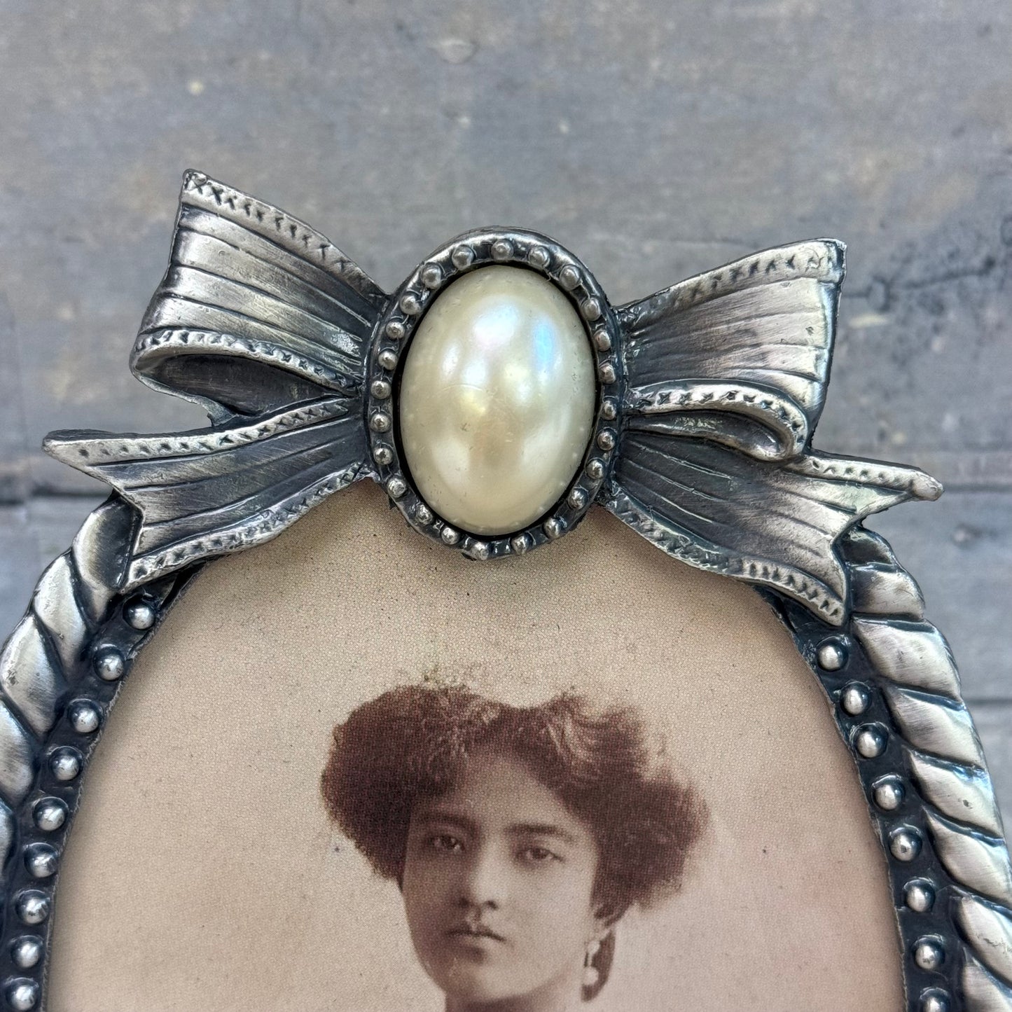 Russ Old Fashioned Romance Pewter Photo Frame