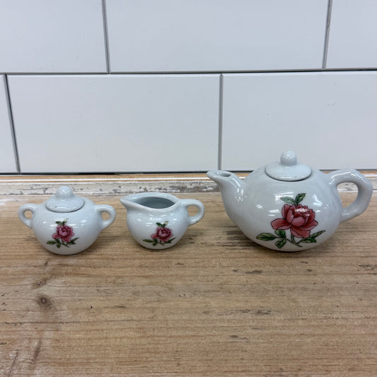 Delton Rose Child’s Porcelain Tea Set in Wicker Basket 1990s