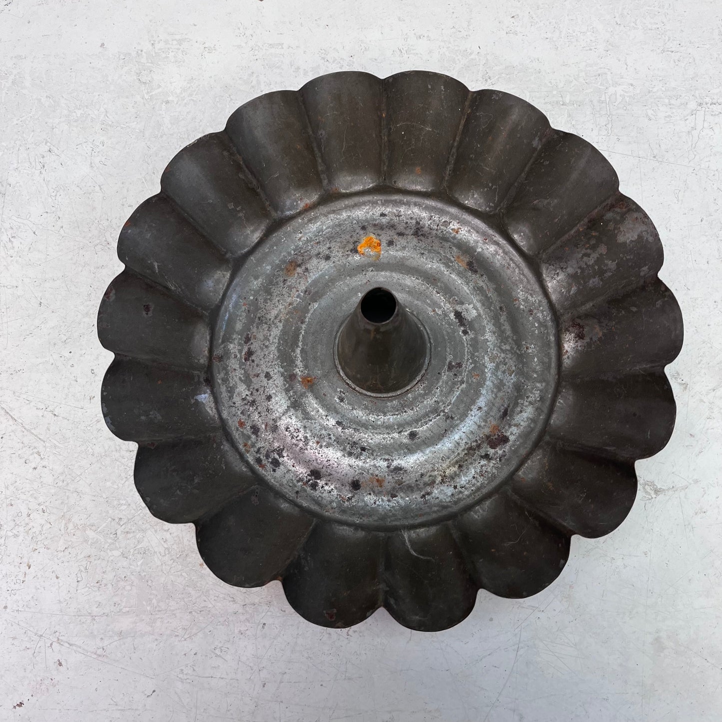 Tin Bundt Cake Pan Selection