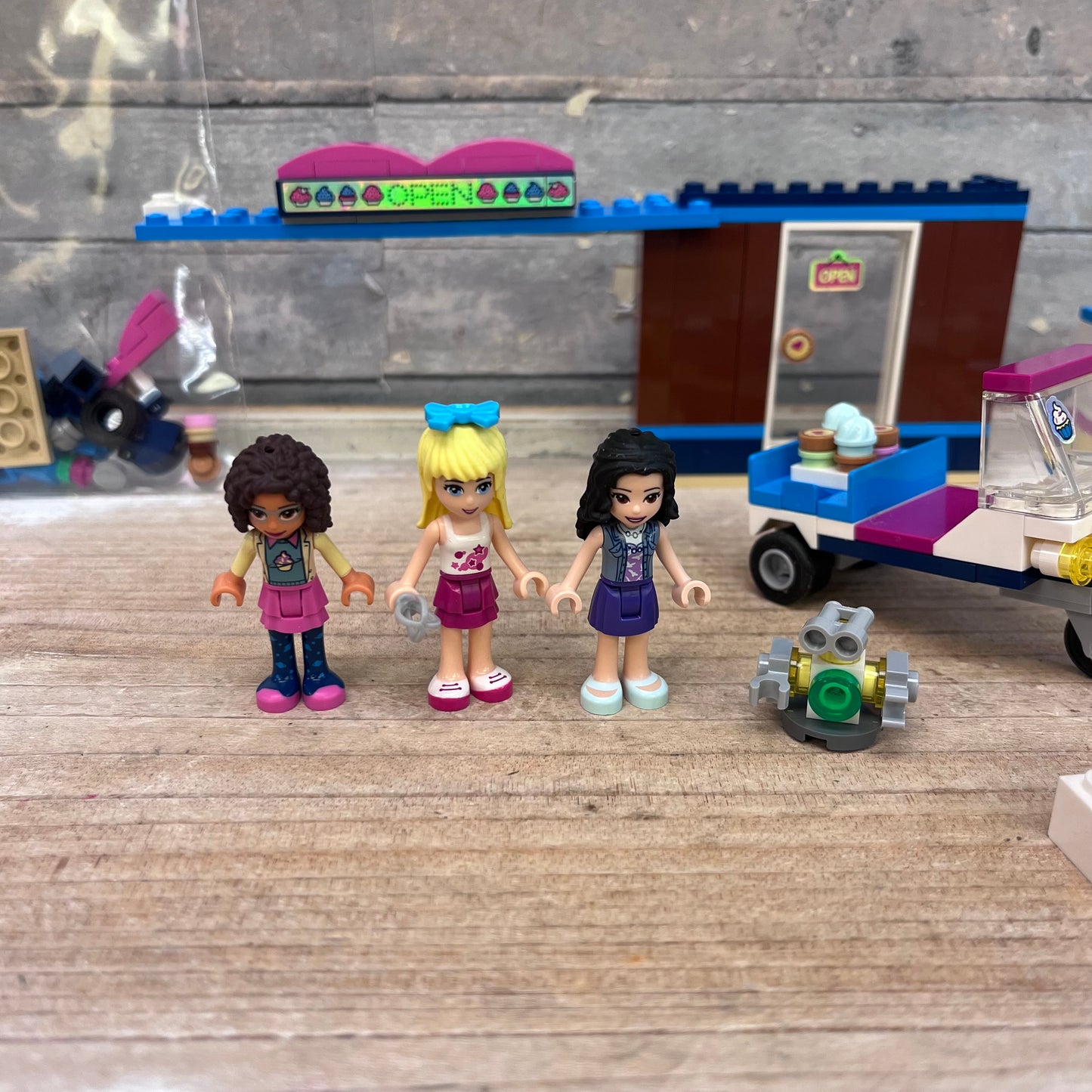 Lego Friends Olivia’s Cupcake Cafe Building Set in Box, #41366