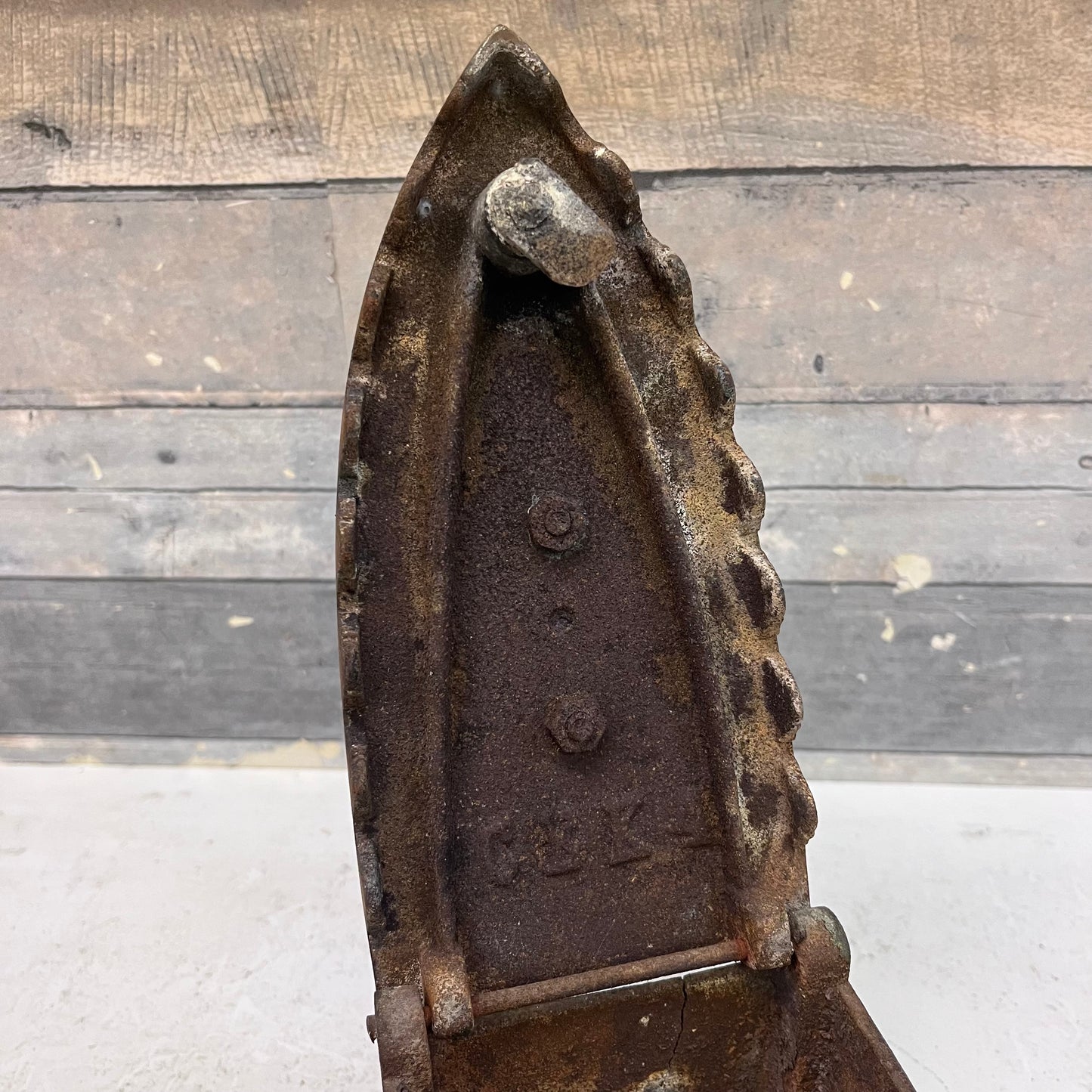 Cast Iron Charcoal Sad Iron