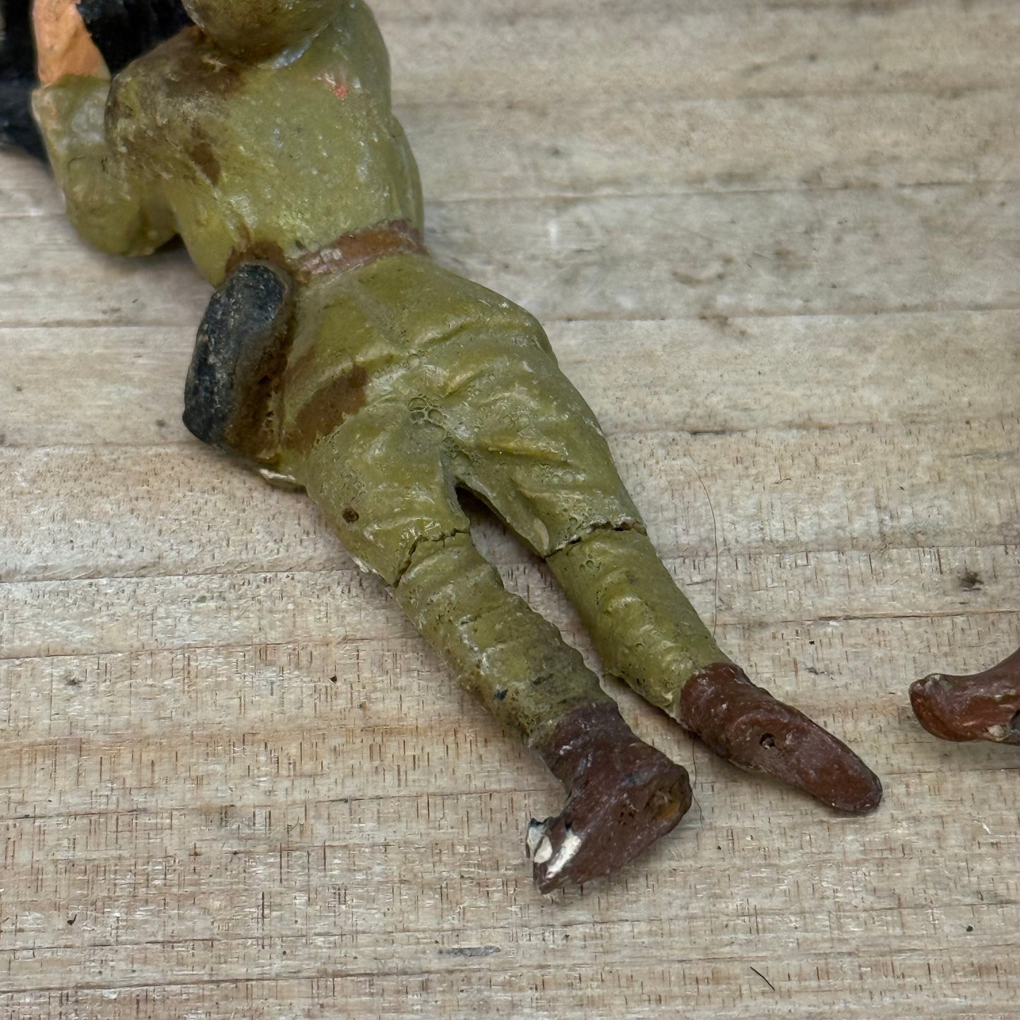 Toy Soldier Figurines, Set of 16