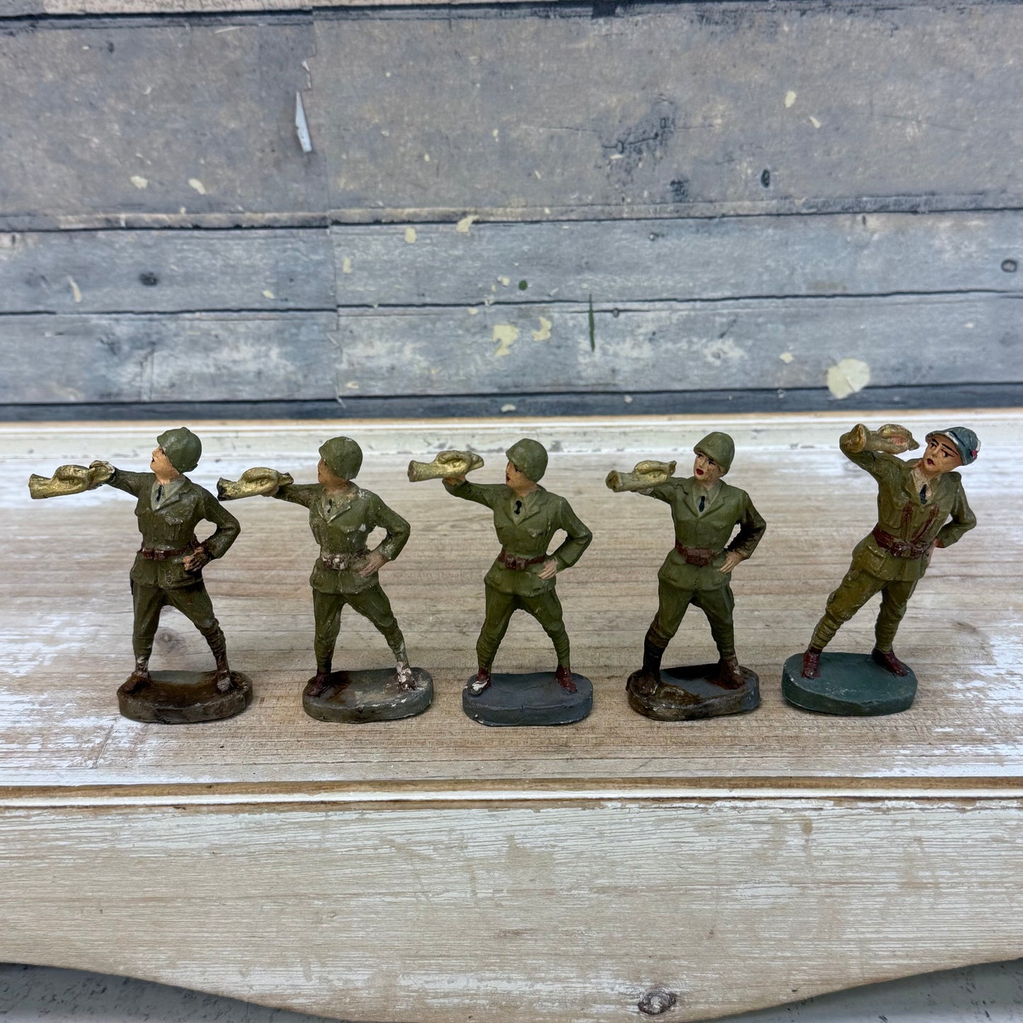 Toy Soldier Figurines, Set of 16