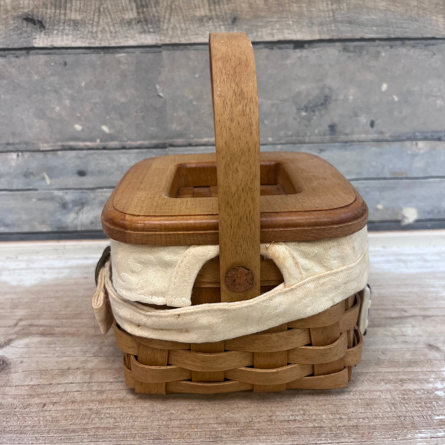 Longaberger Dresden Basket, Signed 2004