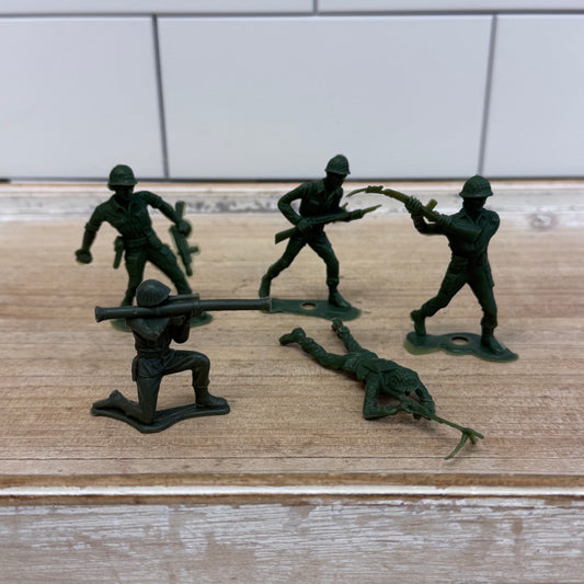 Toy Soldiers, Plastic & Metal, Assorted Lot of 113