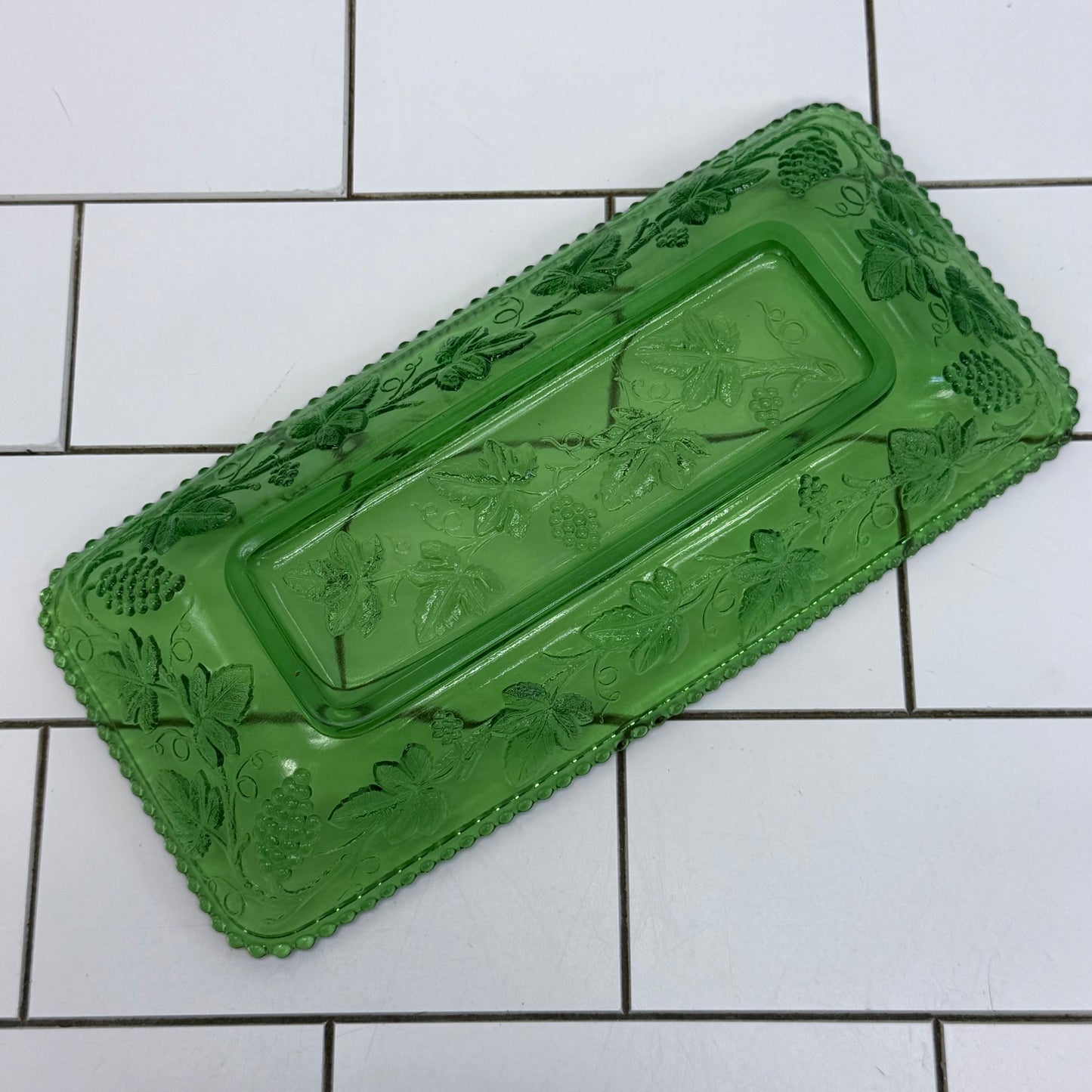 Indiana Glass Fruits Green Relish Dish Grape Vine