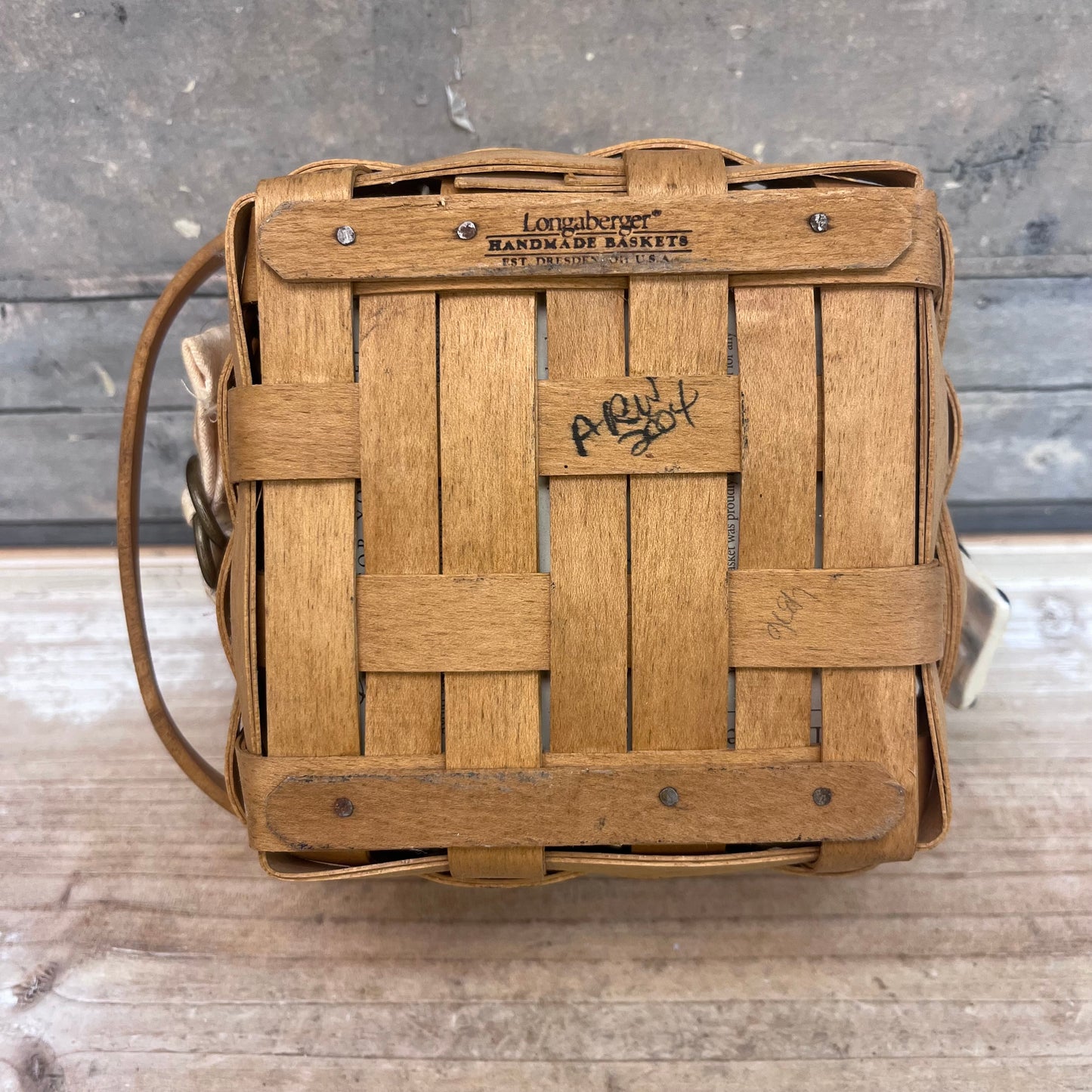 Longaberger Dresden Basket, Signed 2004