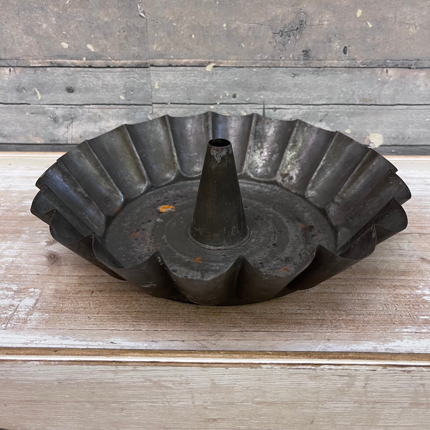 Tin Bundt Cake Pan Selection