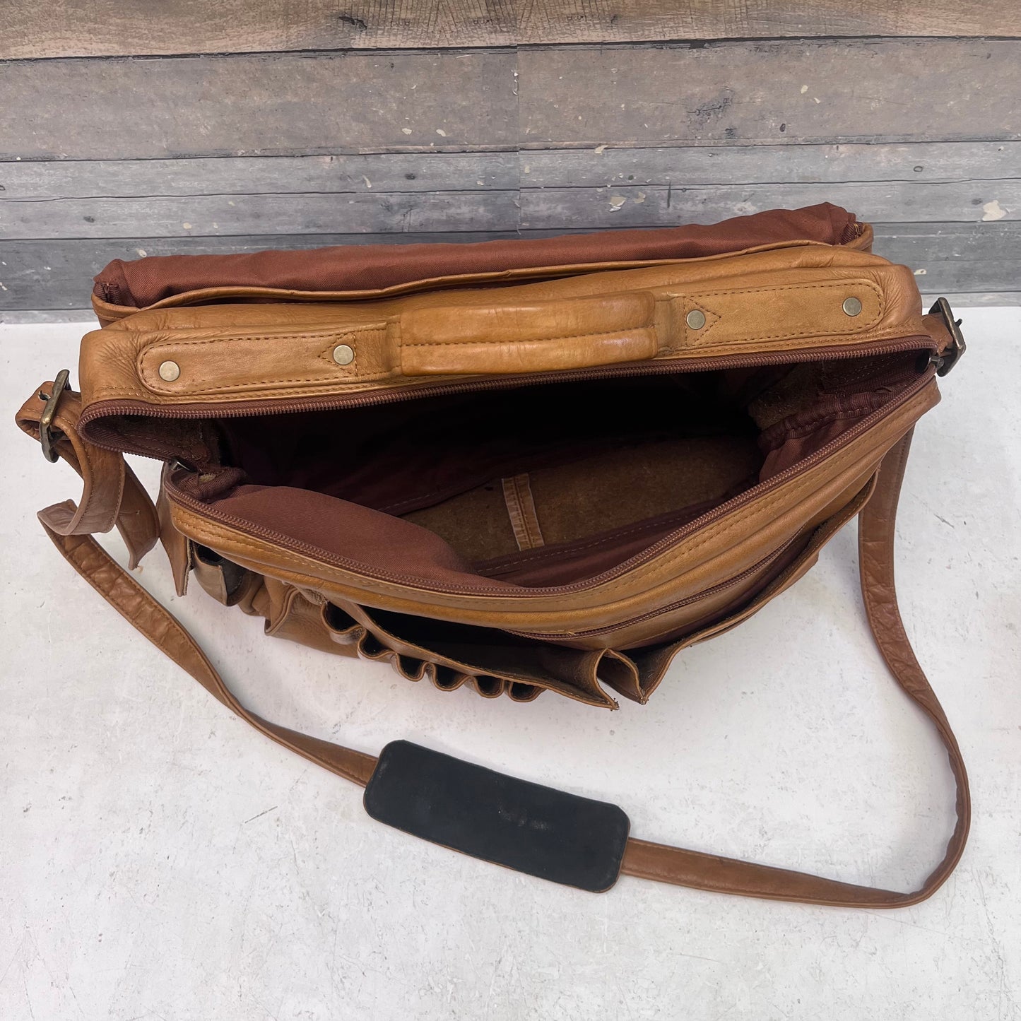 Columbian Leather Shoulder Briefcase Bag