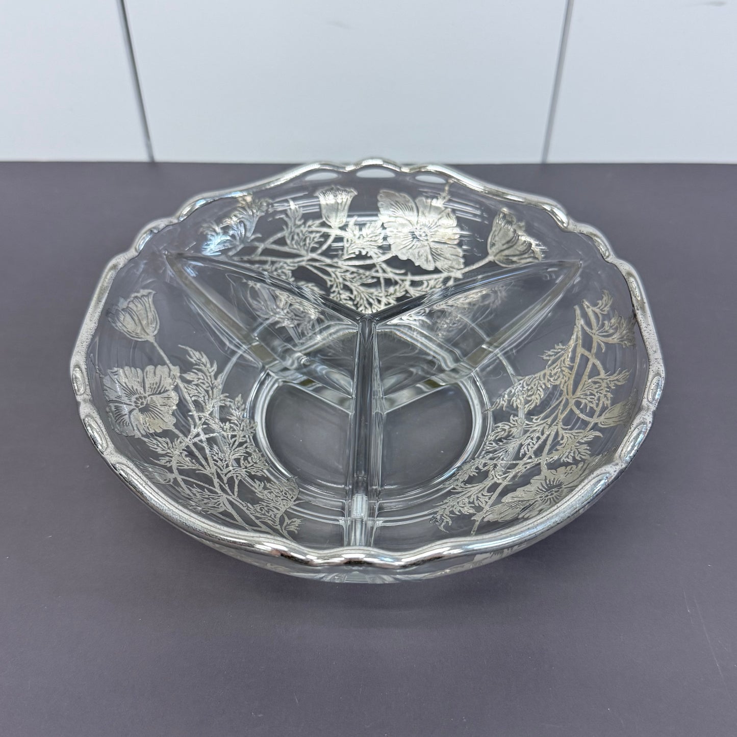 Silver City Glass Co. Poppy Dish