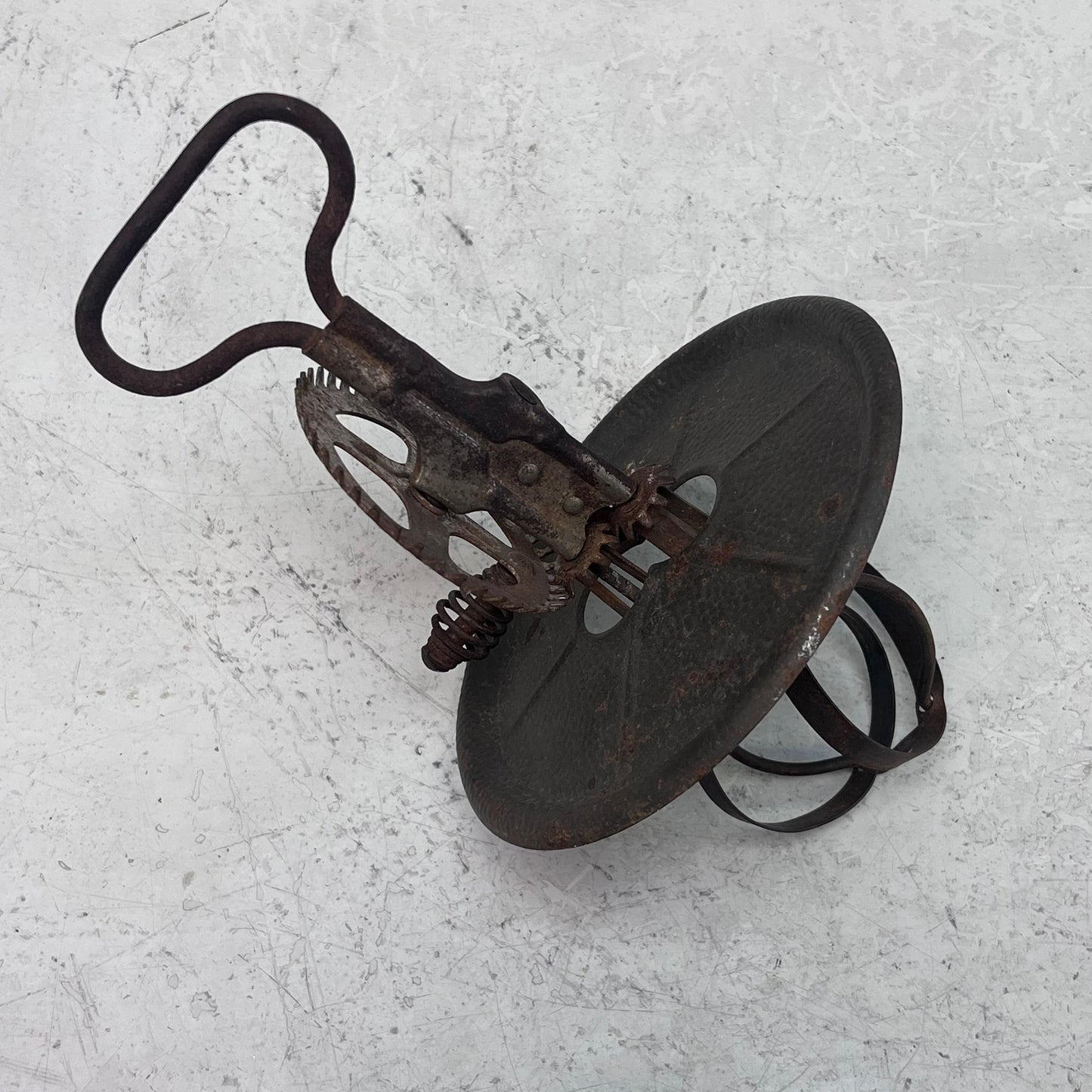 A&J Ekco USA Hand Crank Beater with Bowl Cover