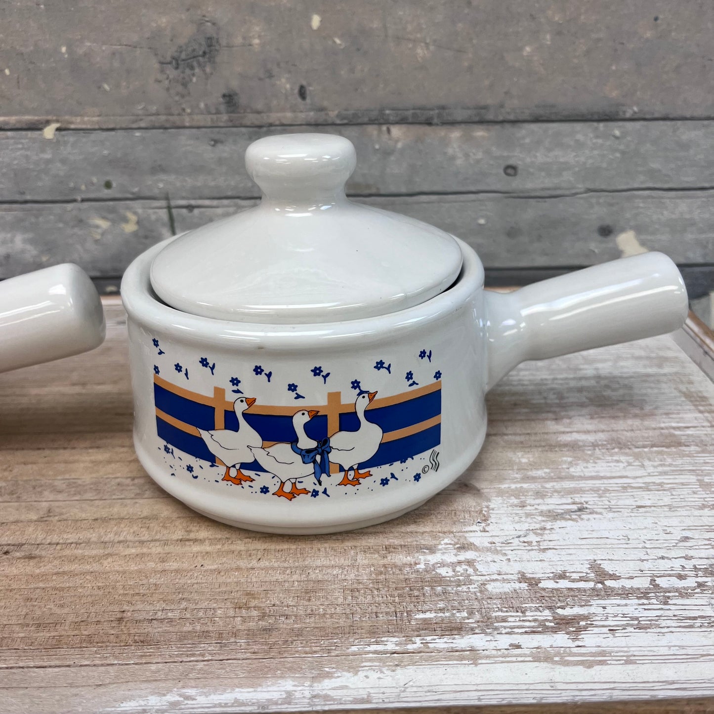 Country Goose Ceramic Lidded Soup Bowls, Set of 4