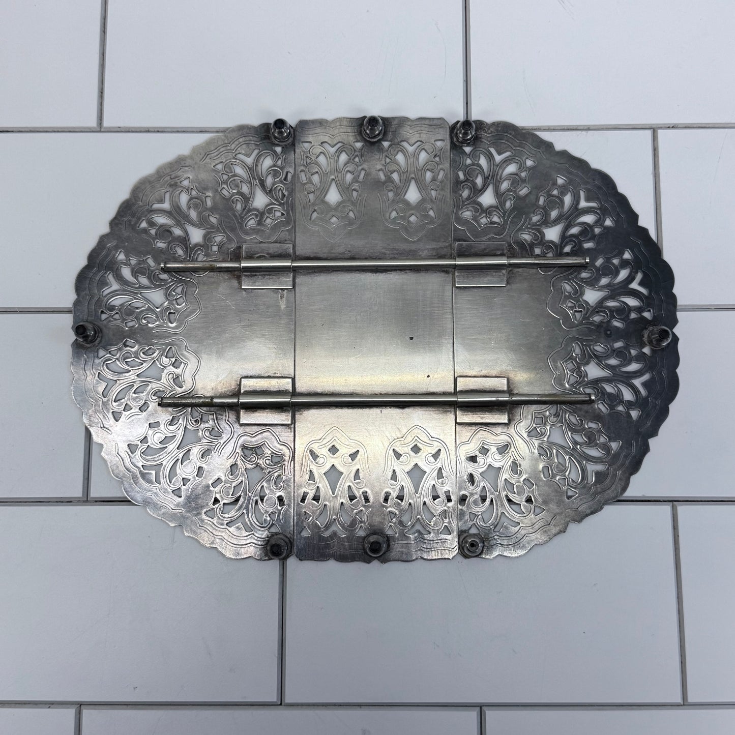 Trivet Hot Plate, Expandable Pierced Silver Plated