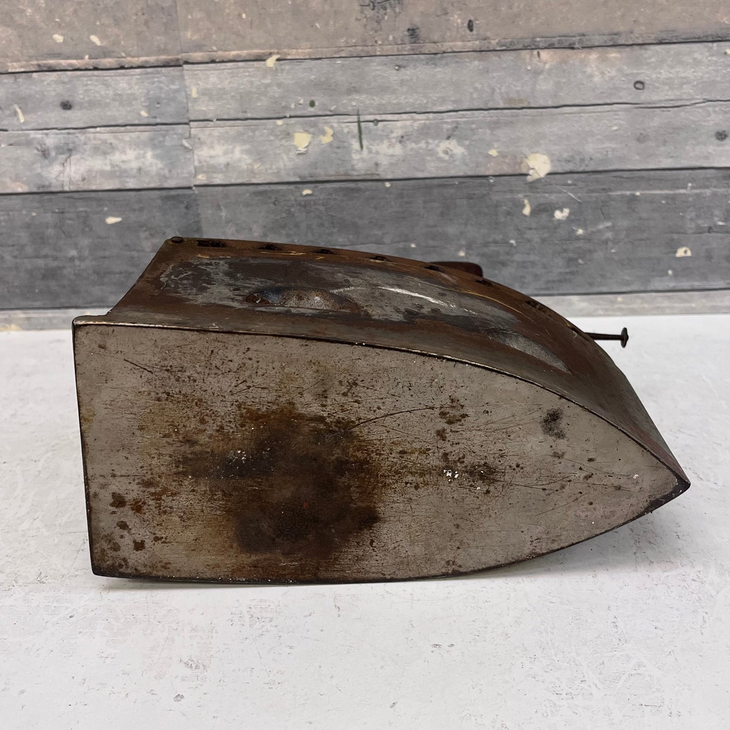 Cast Iron Charcoal Sad Iron