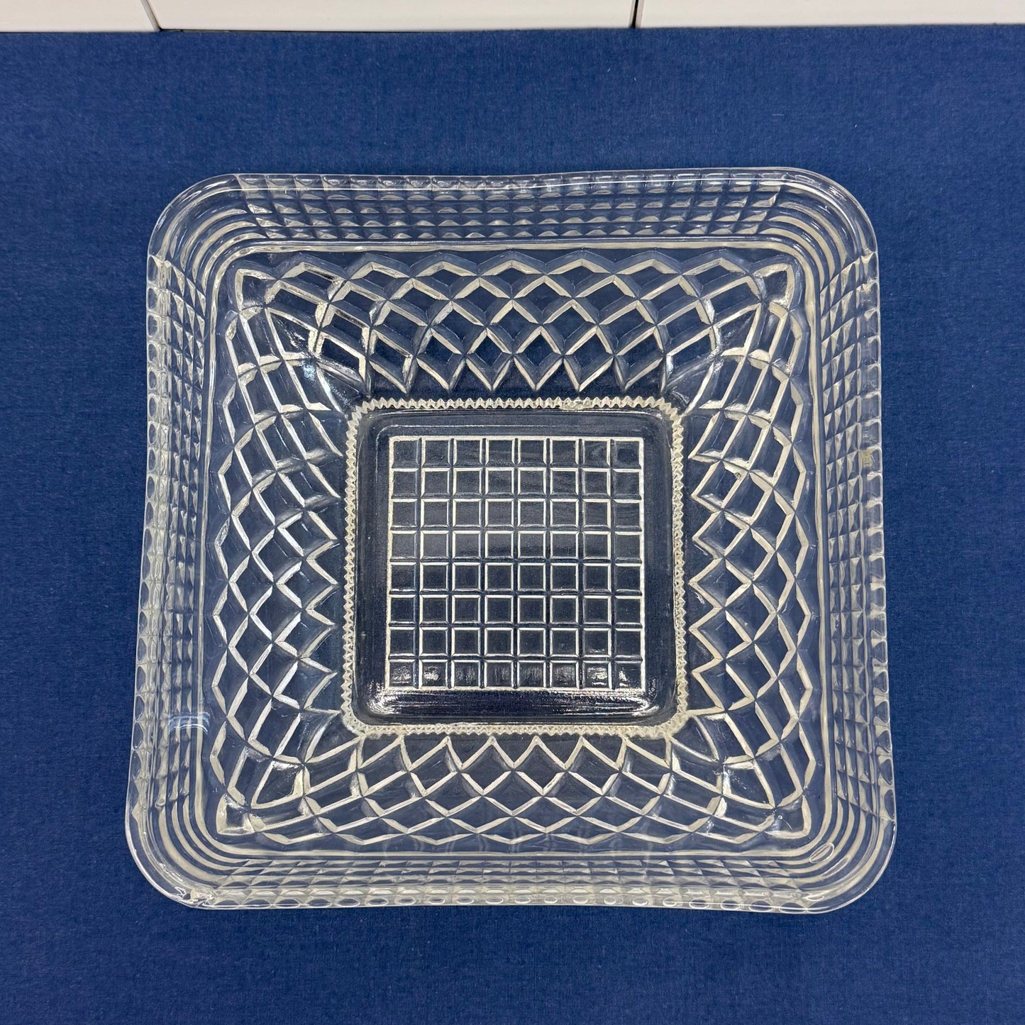 Federal Glass Diamond Lattice Dish