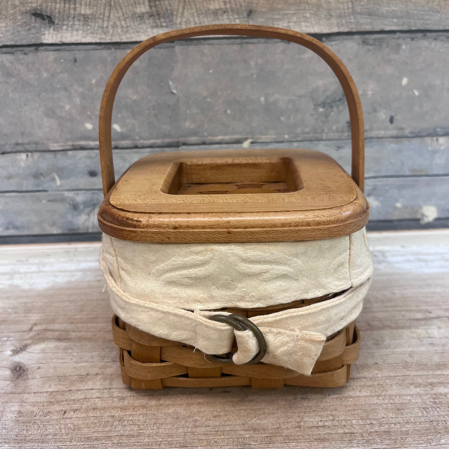 Longaberger Dresden Basket, Signed 2004