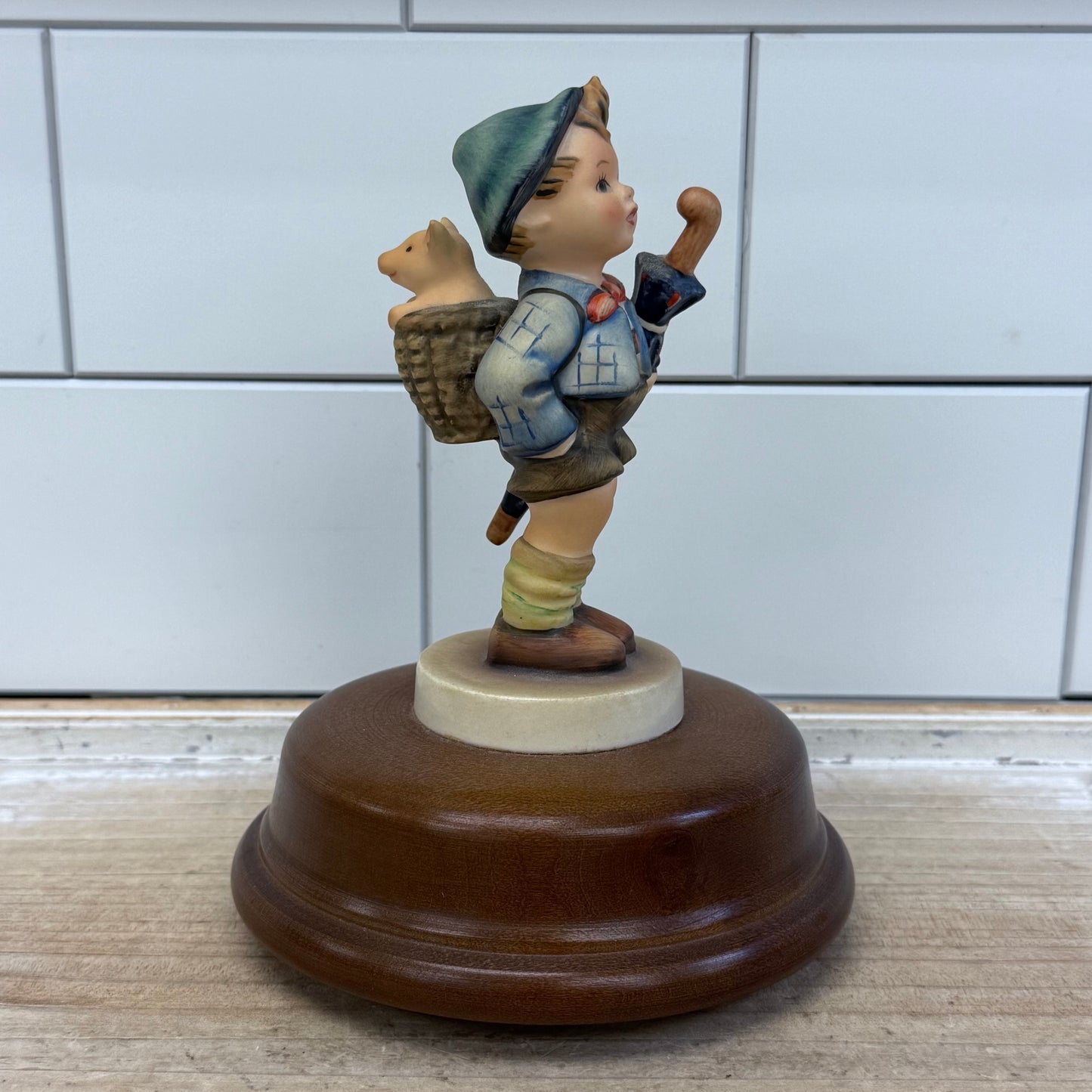 Goebel Hummel Reuge Home From Market Figurine Rotating Music Box