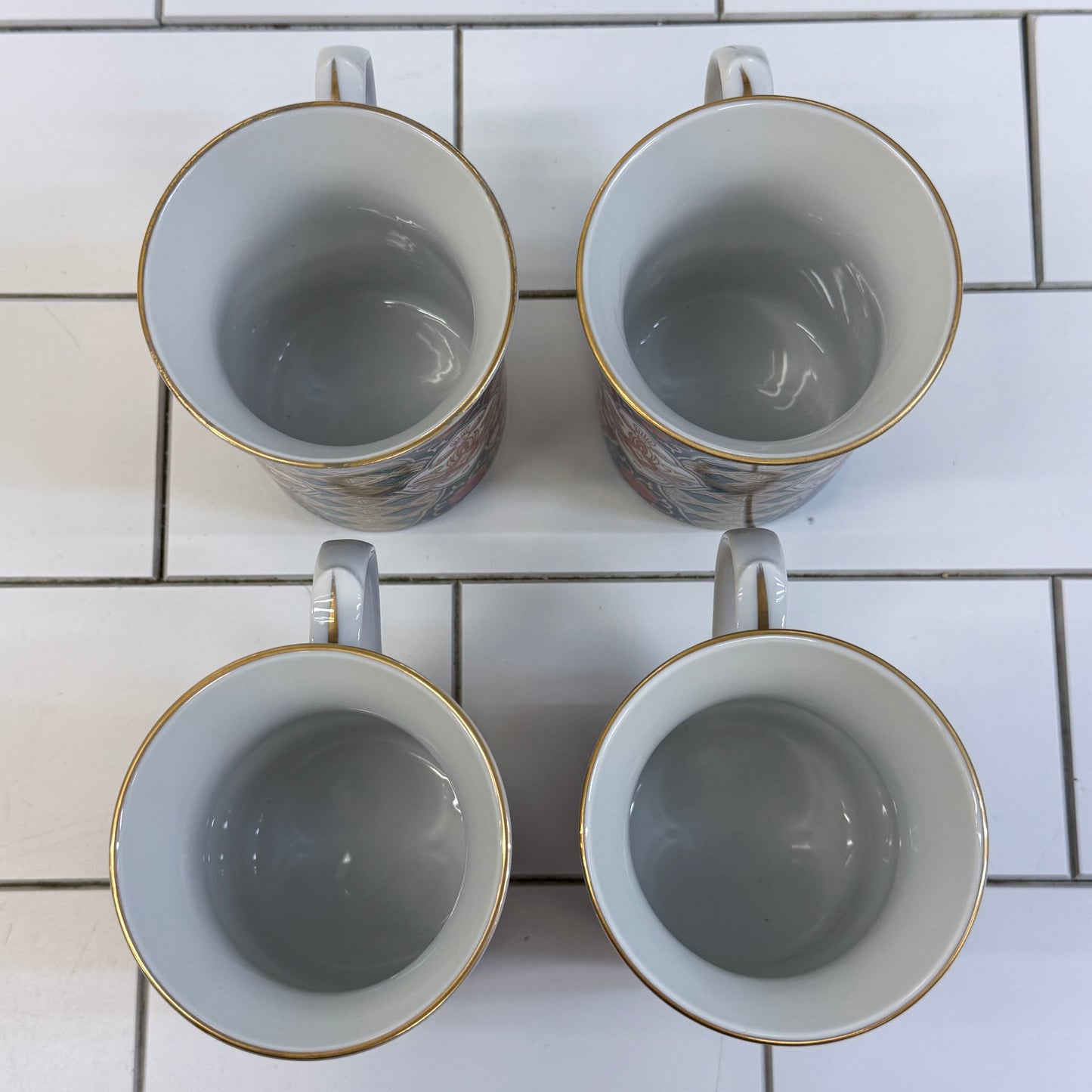 Smithsonian Imari Style Gilded Porcelain Mugs Set of 4