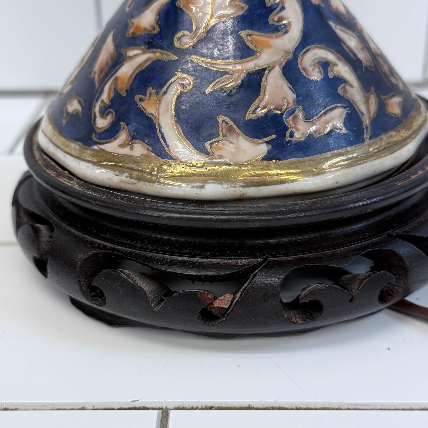 Chinoiserie Gilded Porcelain Accent Lamps Set of 2 Blue Floral