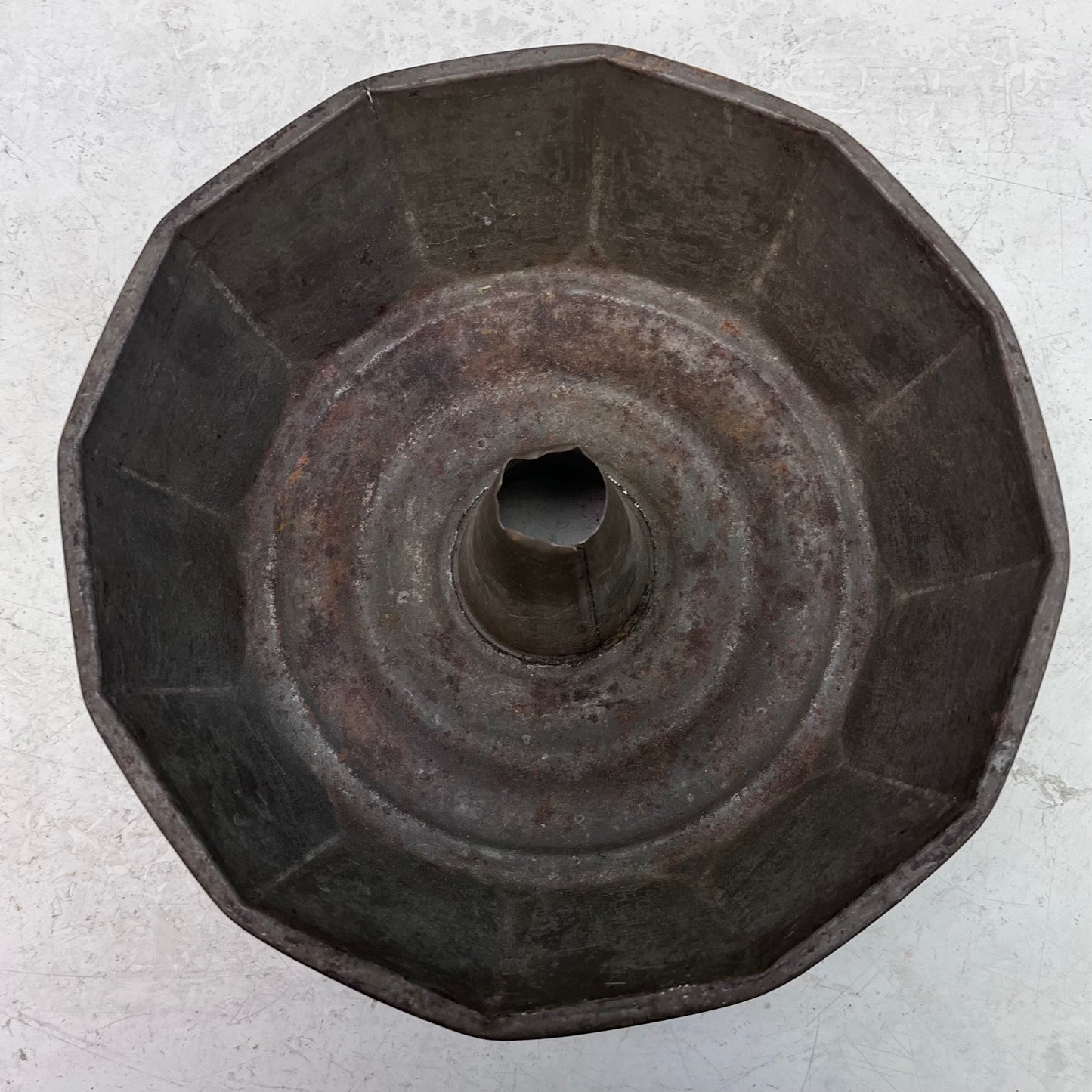 Tin Bundt Cake Pan Selection