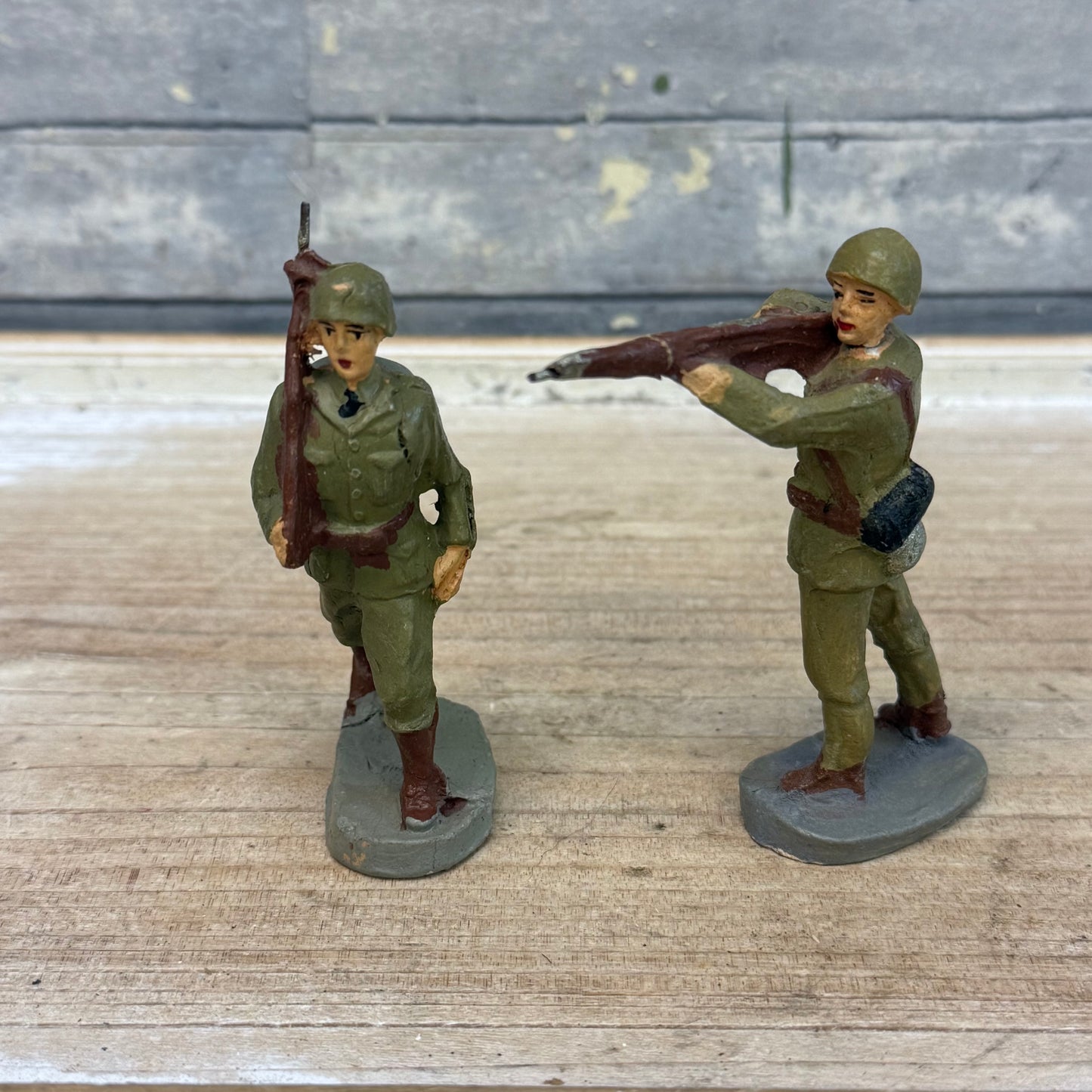 Toy Soldier Figurines, Set of 16