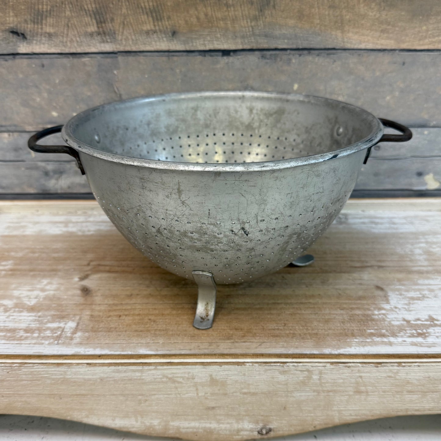 Wear-Ever Aluminum Footed Colander, 1960s