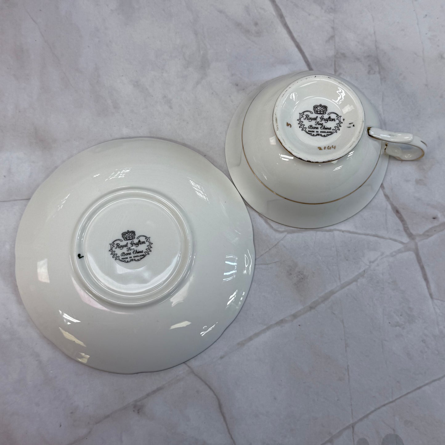 Royal Grafton Bone China Teacup & Sauce