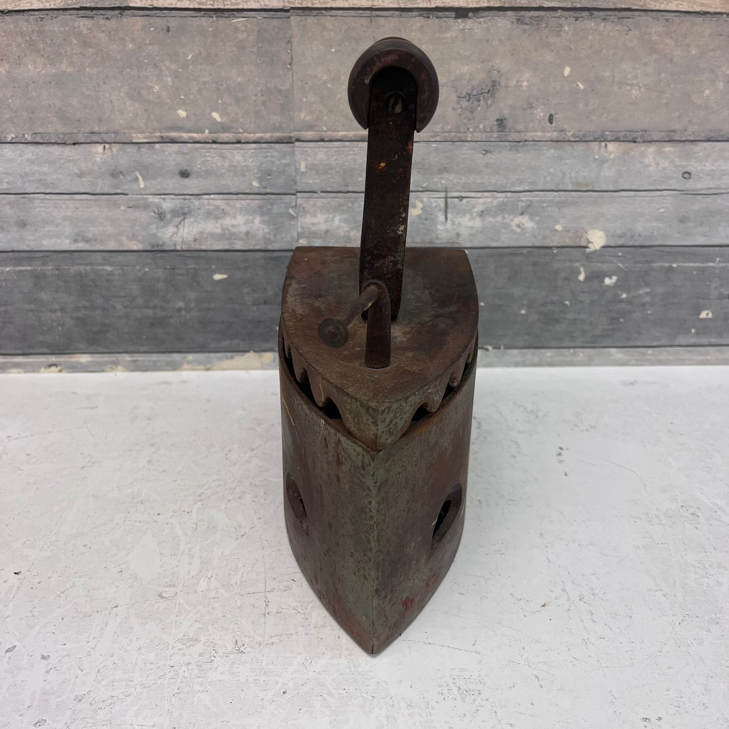 Cast Iron Charcoal Sad Iron