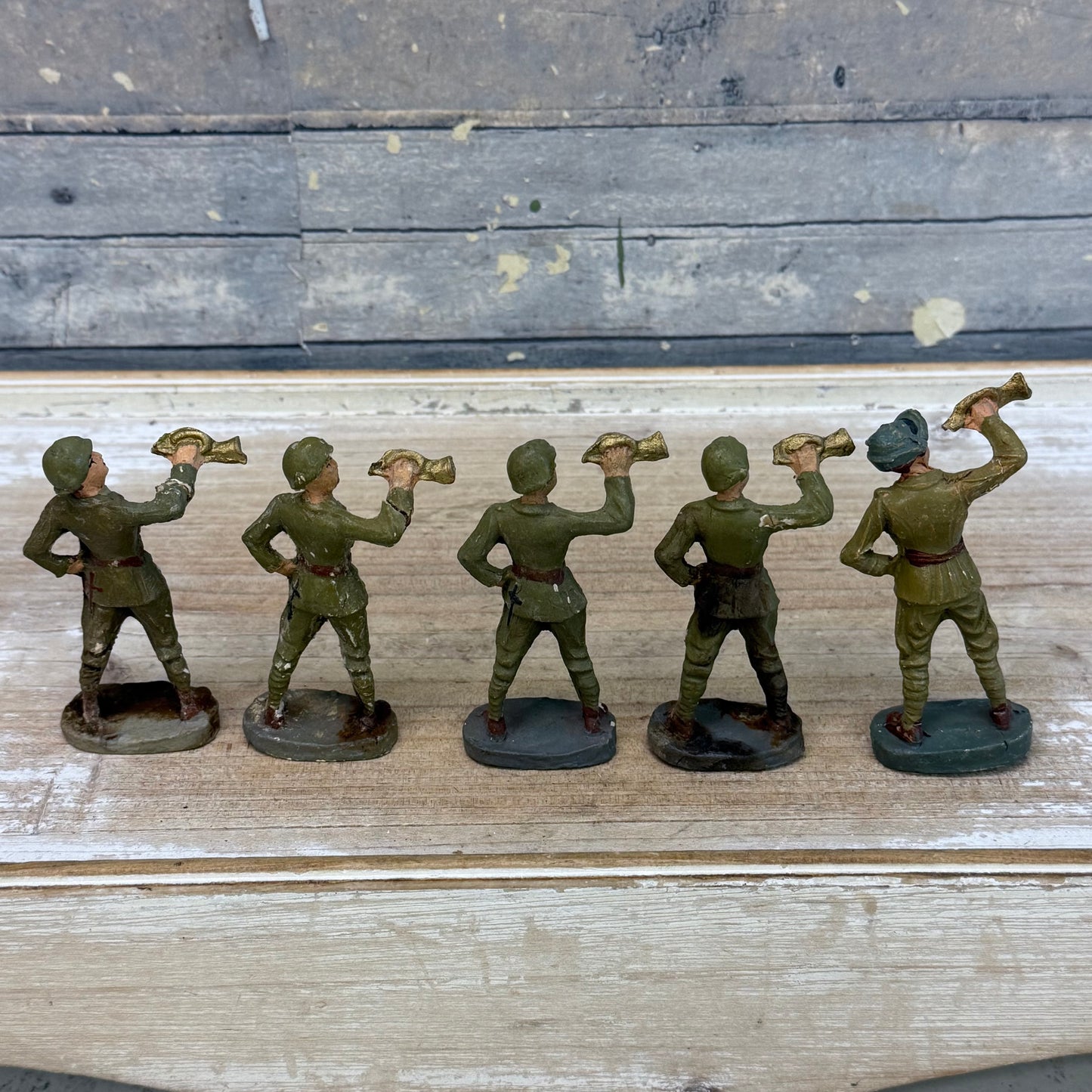 Toy Soldier Figurines, Set of 16