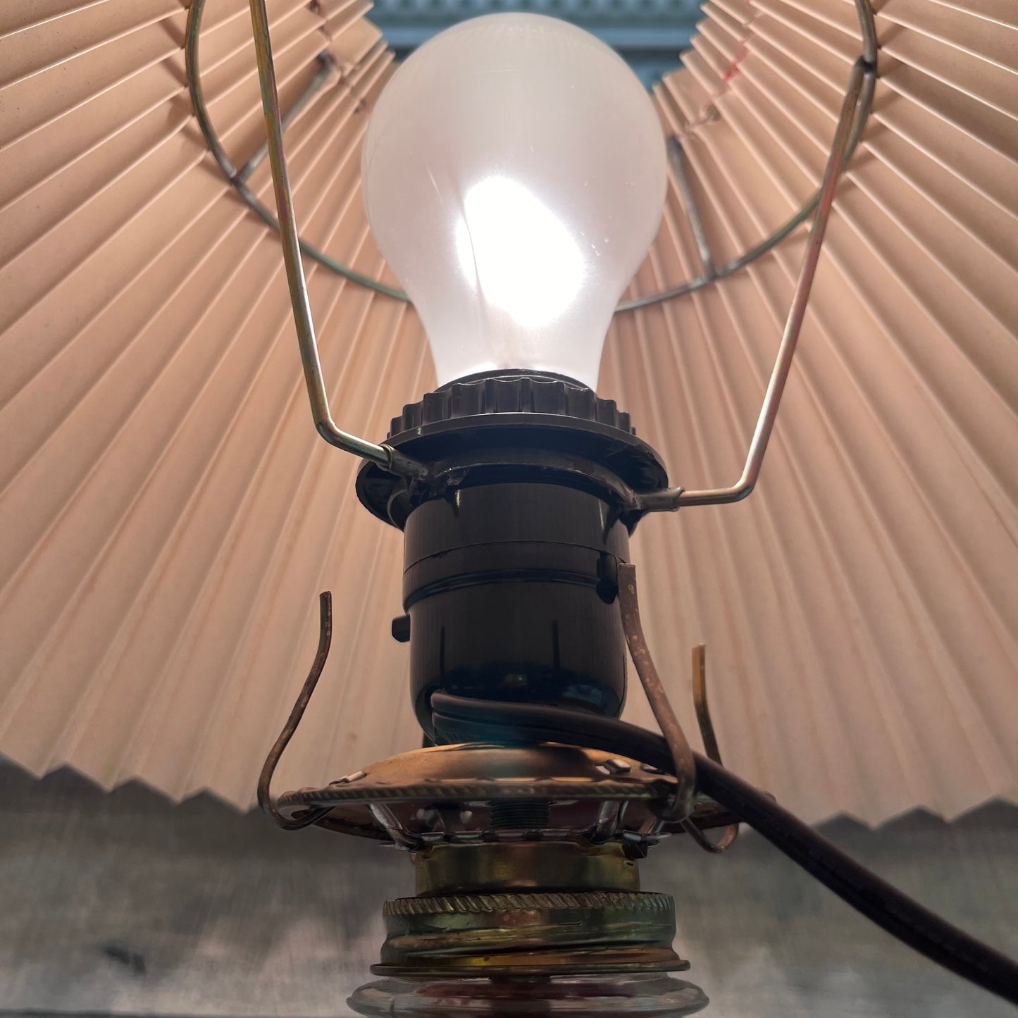 Electric Glass Lamp, with Potpourri