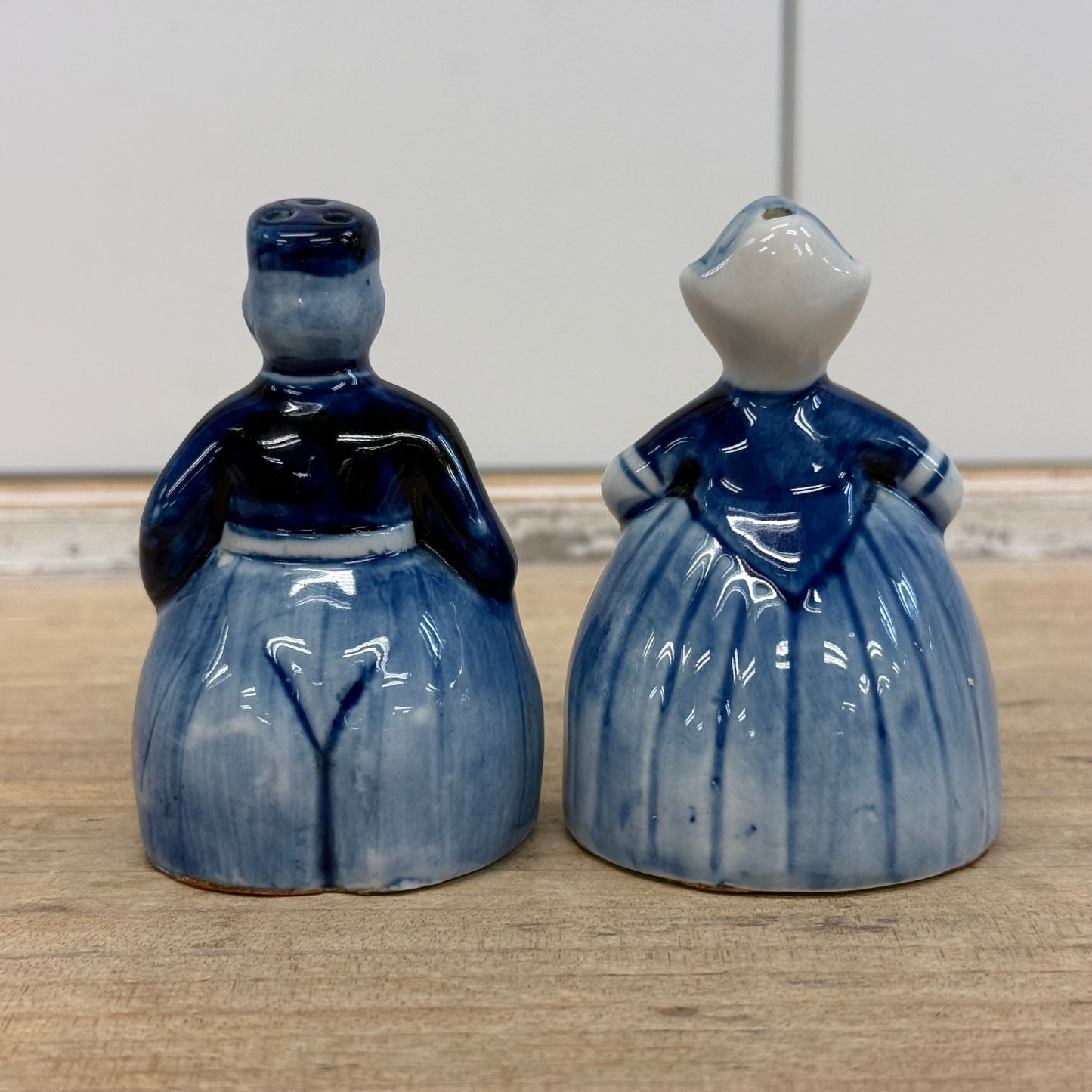 DBL Delft Blue Dutch Couple Salt Pepper Shakers Vintage