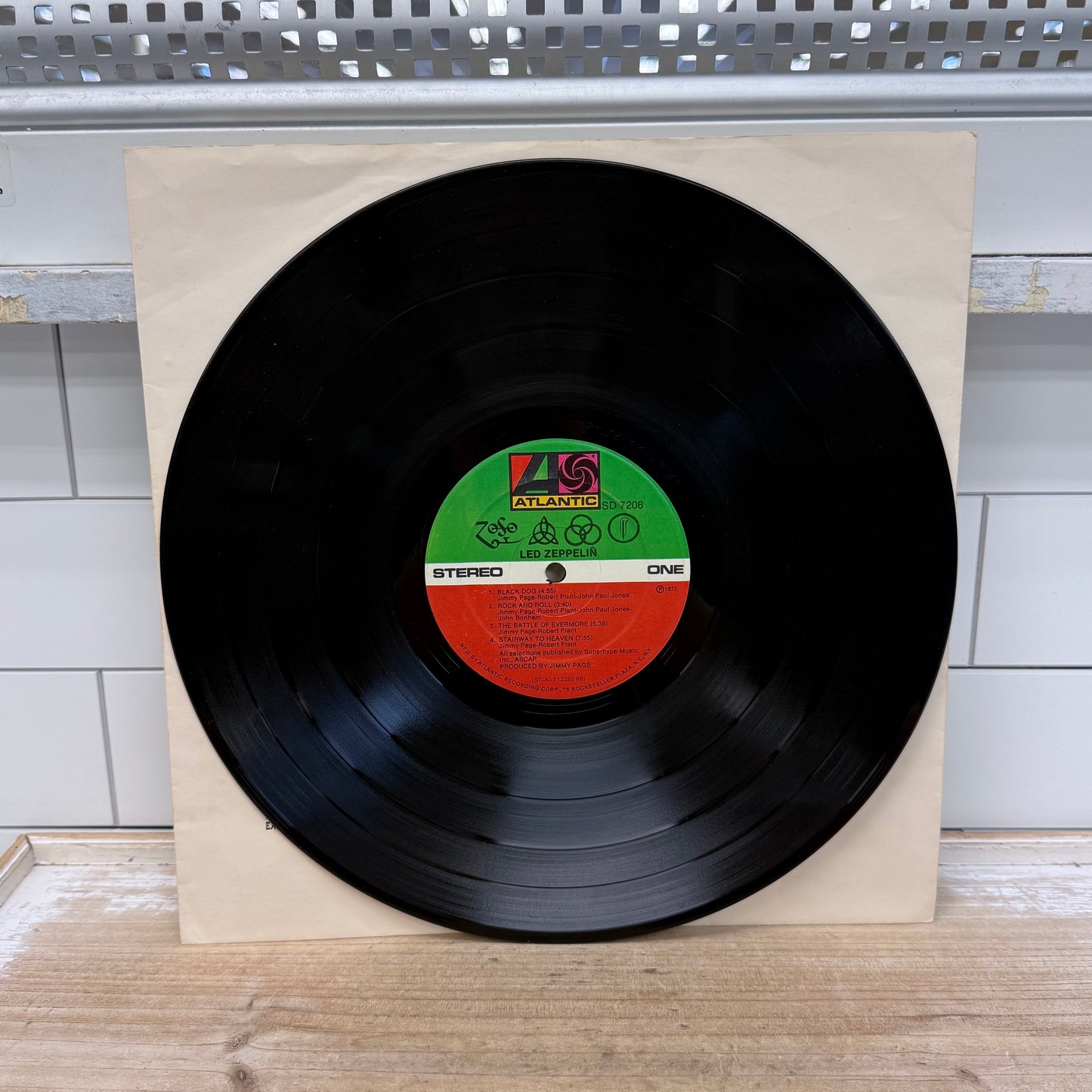 Led Zeppelin IV Vinyl Record 1971 Classic Rock LP