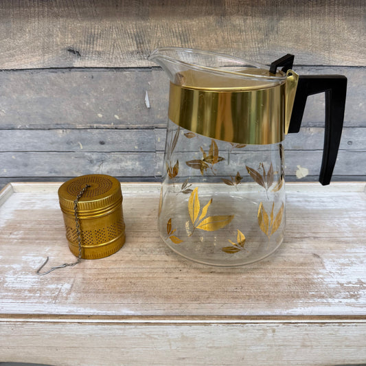 Douglas Flameproof Glass Carafe with Strainer