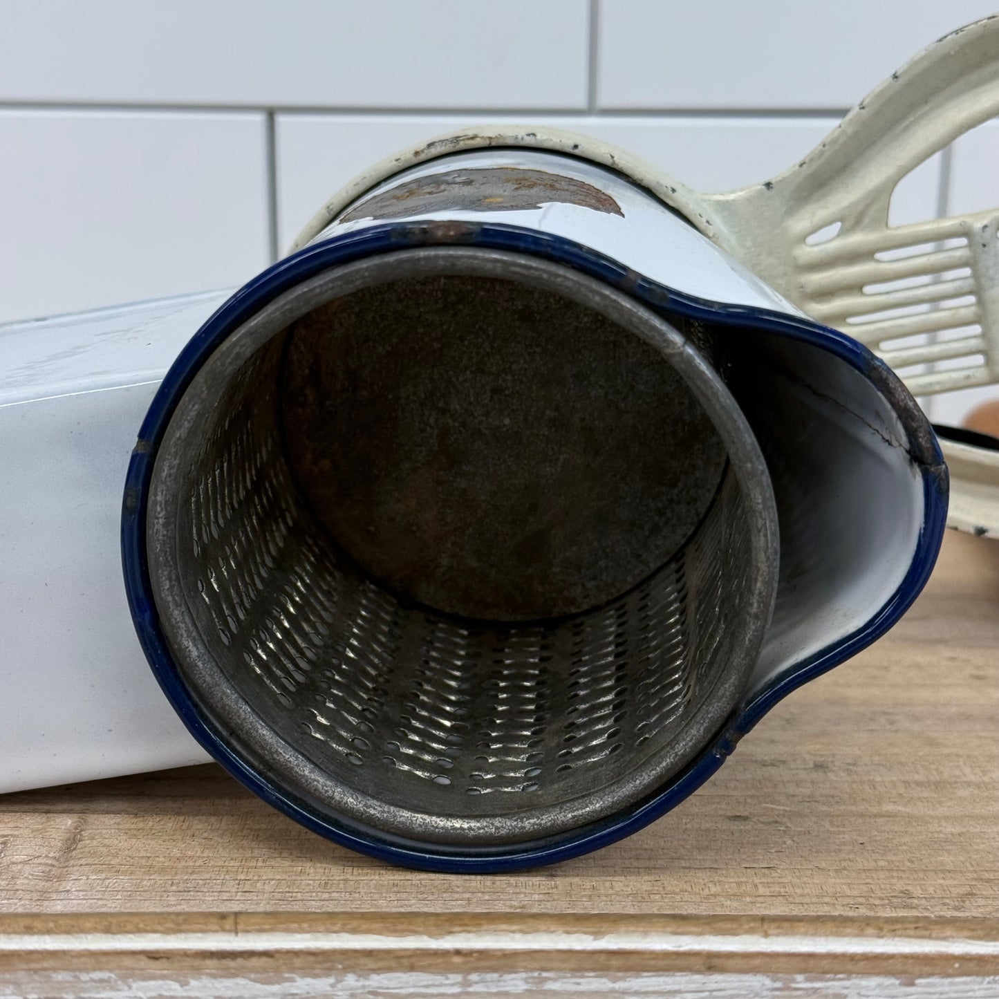 Julius No. 7 German Cast Iron Food Mill Enamel Grinder