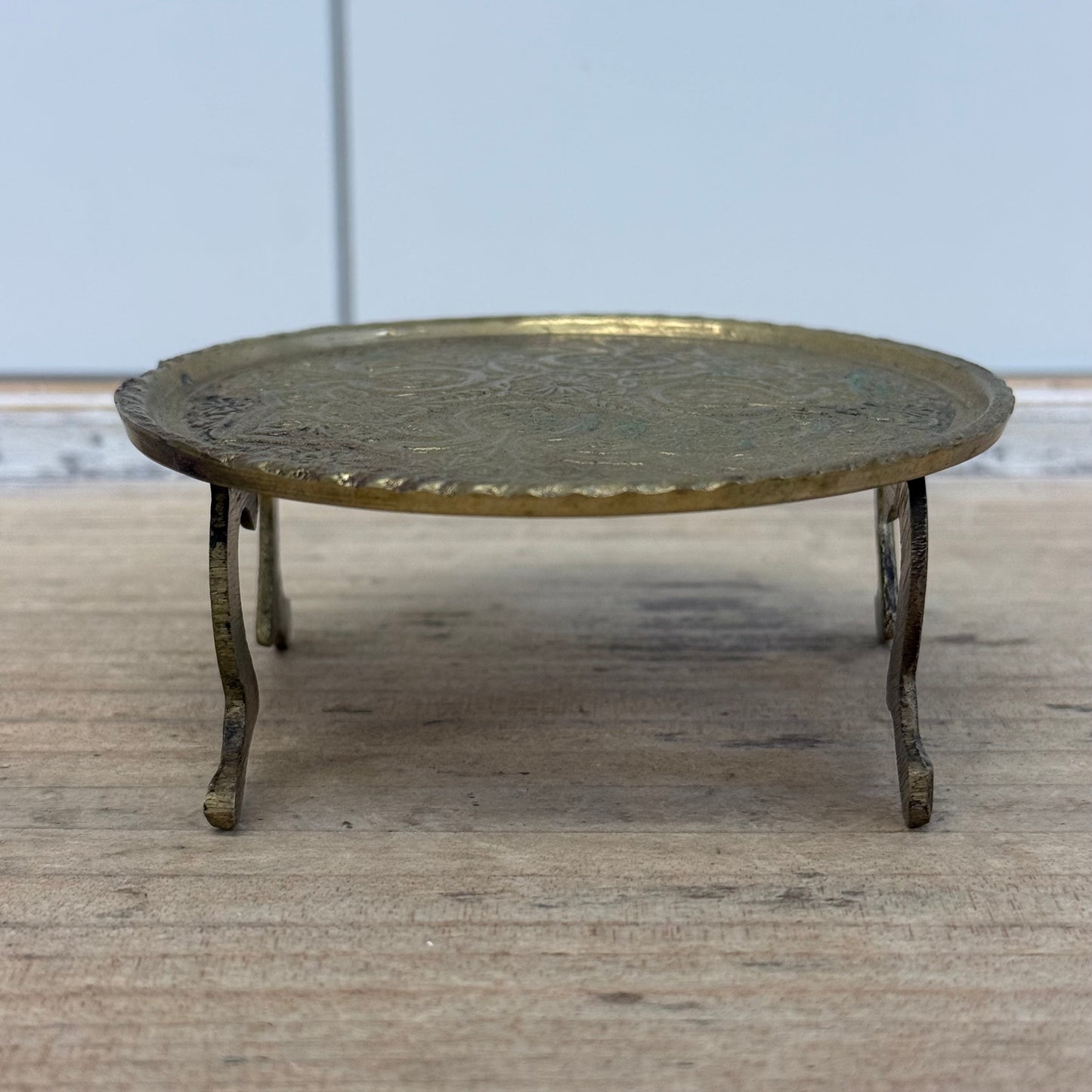 Dollhouse Furniture Chairs Table Bathtub Miniature Brass Lot of 5