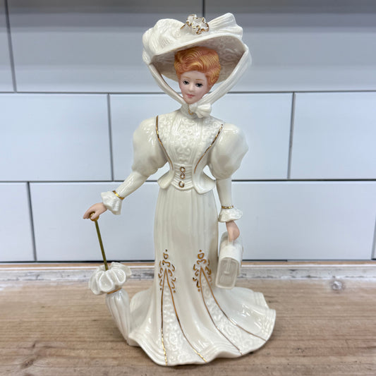 Lenox Grand Voyage Porcelain Lady Figurine 1995