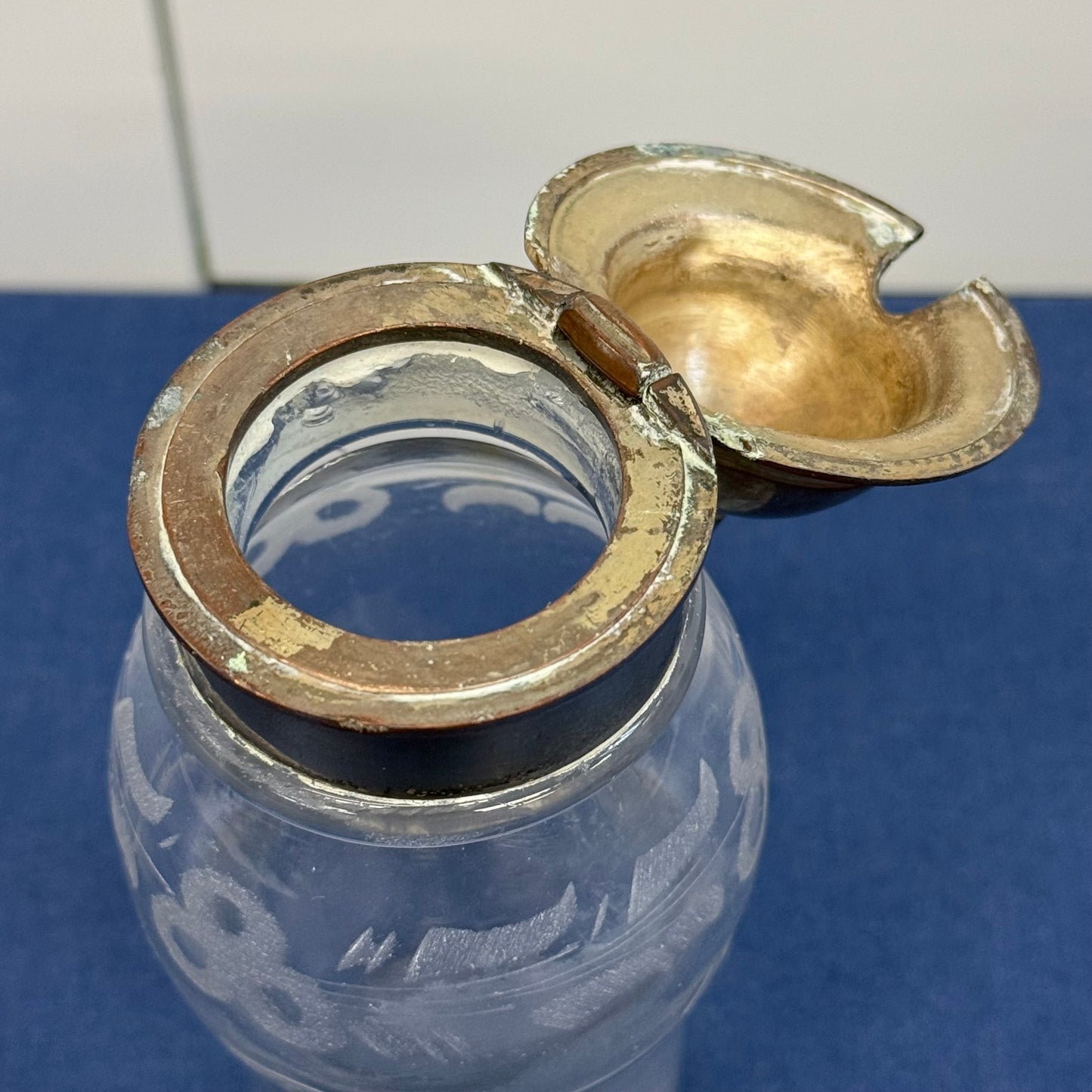 Aurora S.P. Mfg. Co. #436 Lazy Susan Cruet Set Silverplate