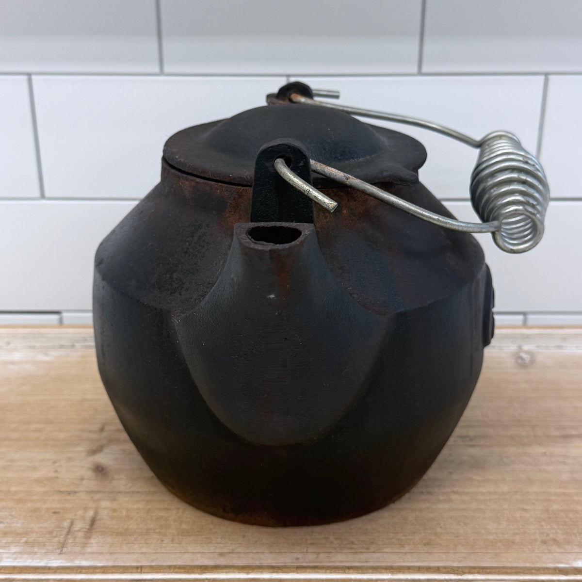 John Wright Cast Iron Tea Kettle Pennsylvania 1970s