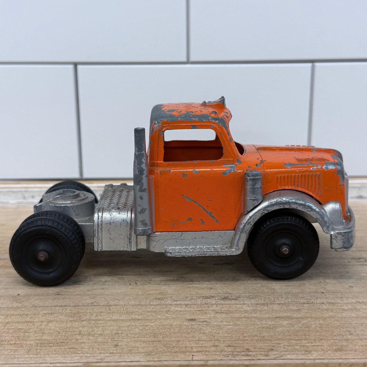 Hubley Kiddie Toy #492 Diesel Truck Cab Die Cast USA