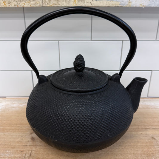 Cast Iron Tetsubin Style Hobnail Teapot Kettle