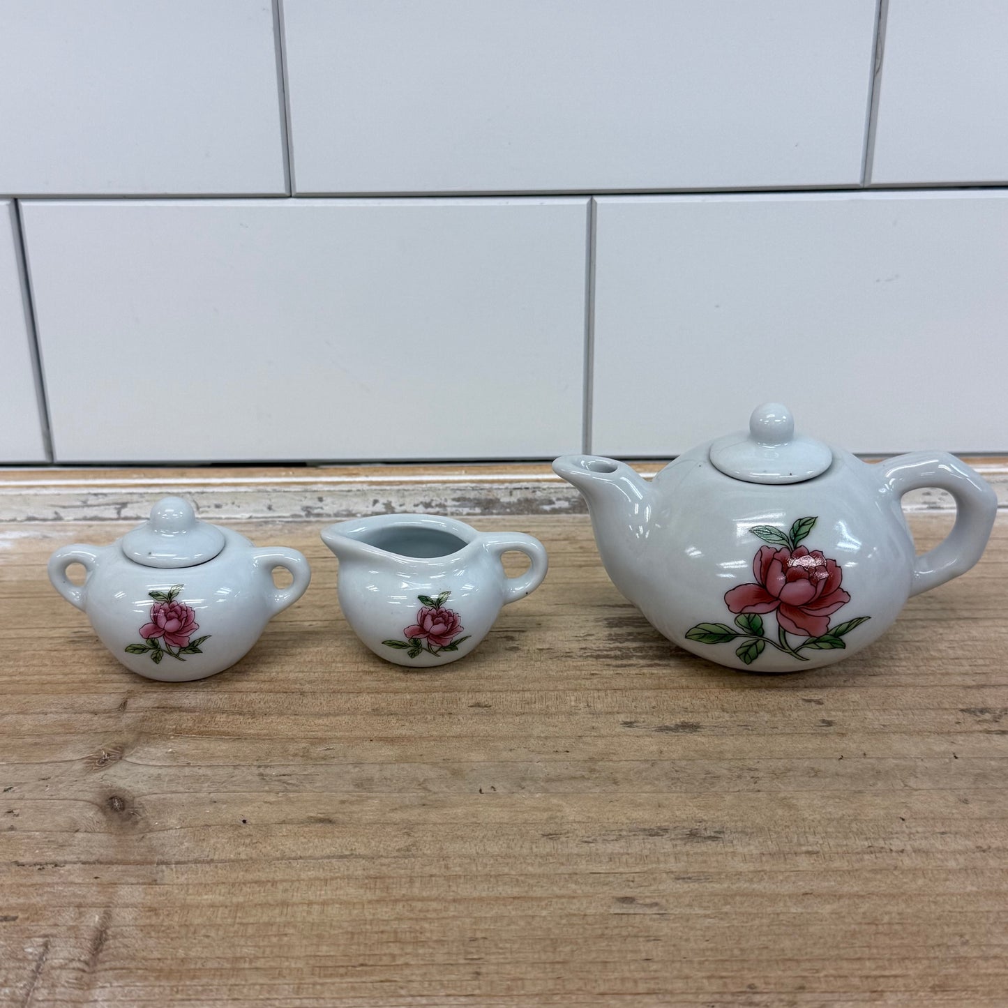 Delton Rose Child’s Porcelain Tea Set in Wicker Basket 1990s