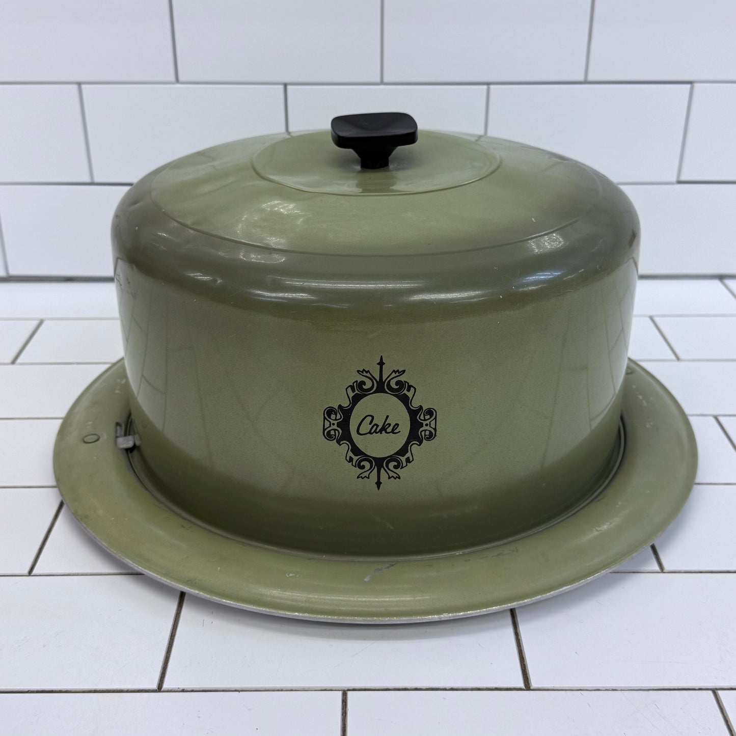 West Bend Avocado Green Locking Aluminum Cake Carrier 1970s