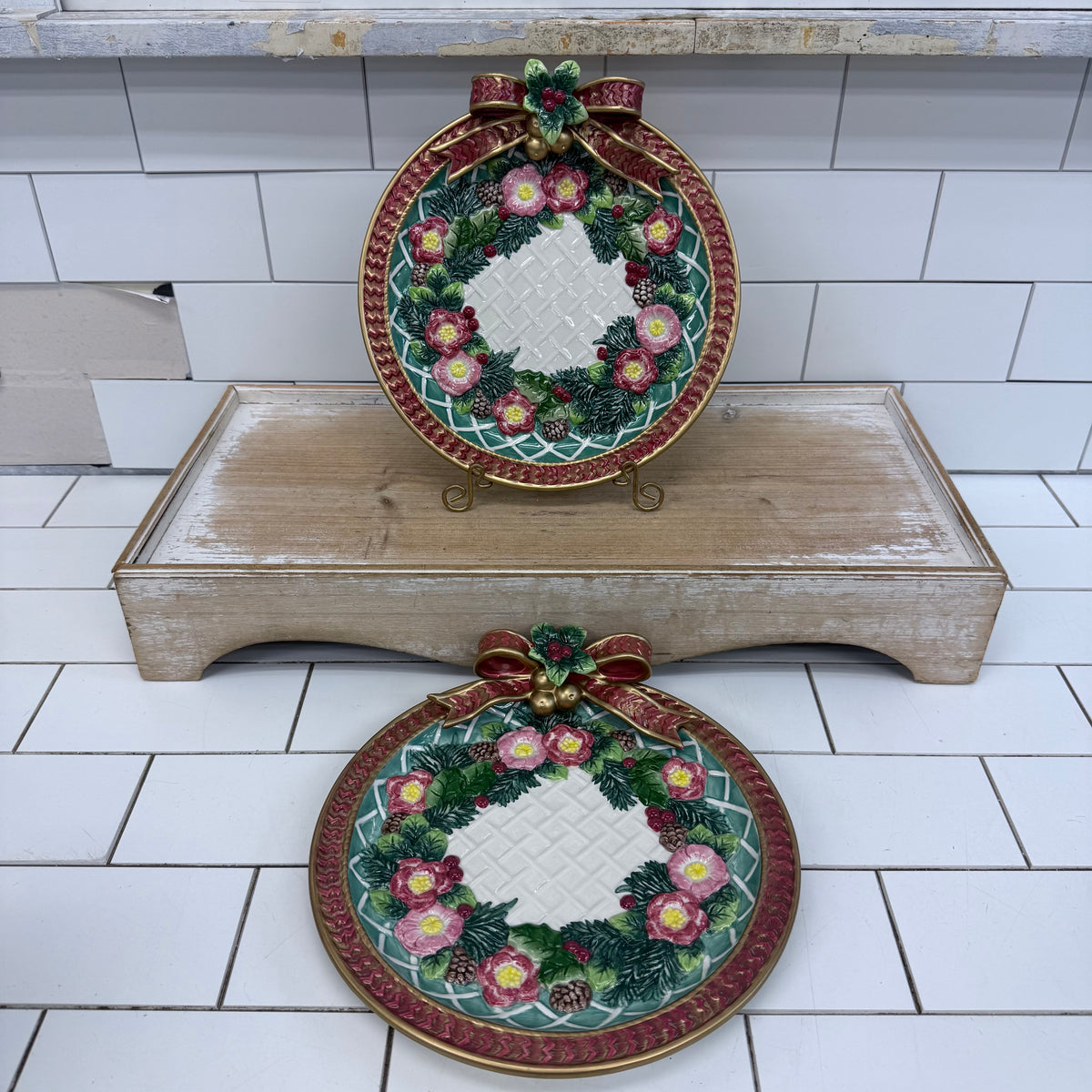 Fitz and Floyd Christmas Wreath Canapé Plates Set of 2