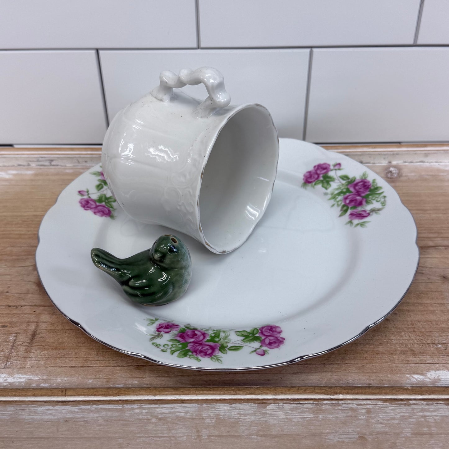 Handmade Porcelain Teacup Bird Display Plate