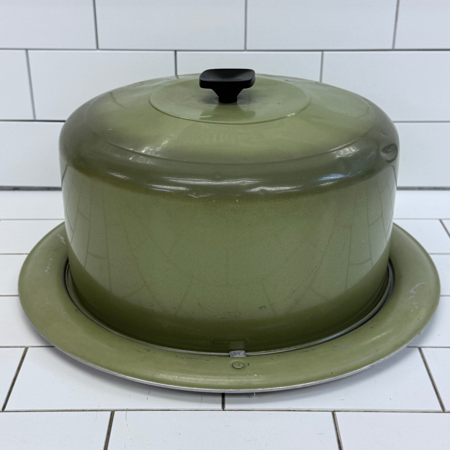 West Bend Avocado Green Locking Aluminum Cake Carrier 1970s