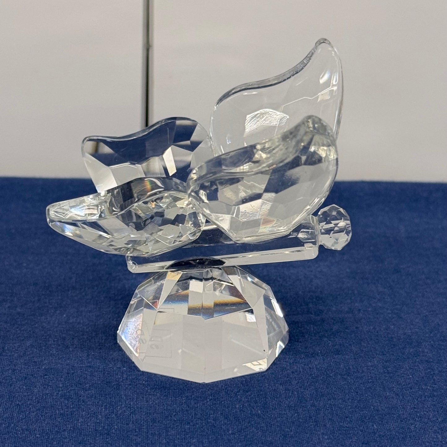 Simon Designs Butterfly Paperweight Faceted Crystal Figurine