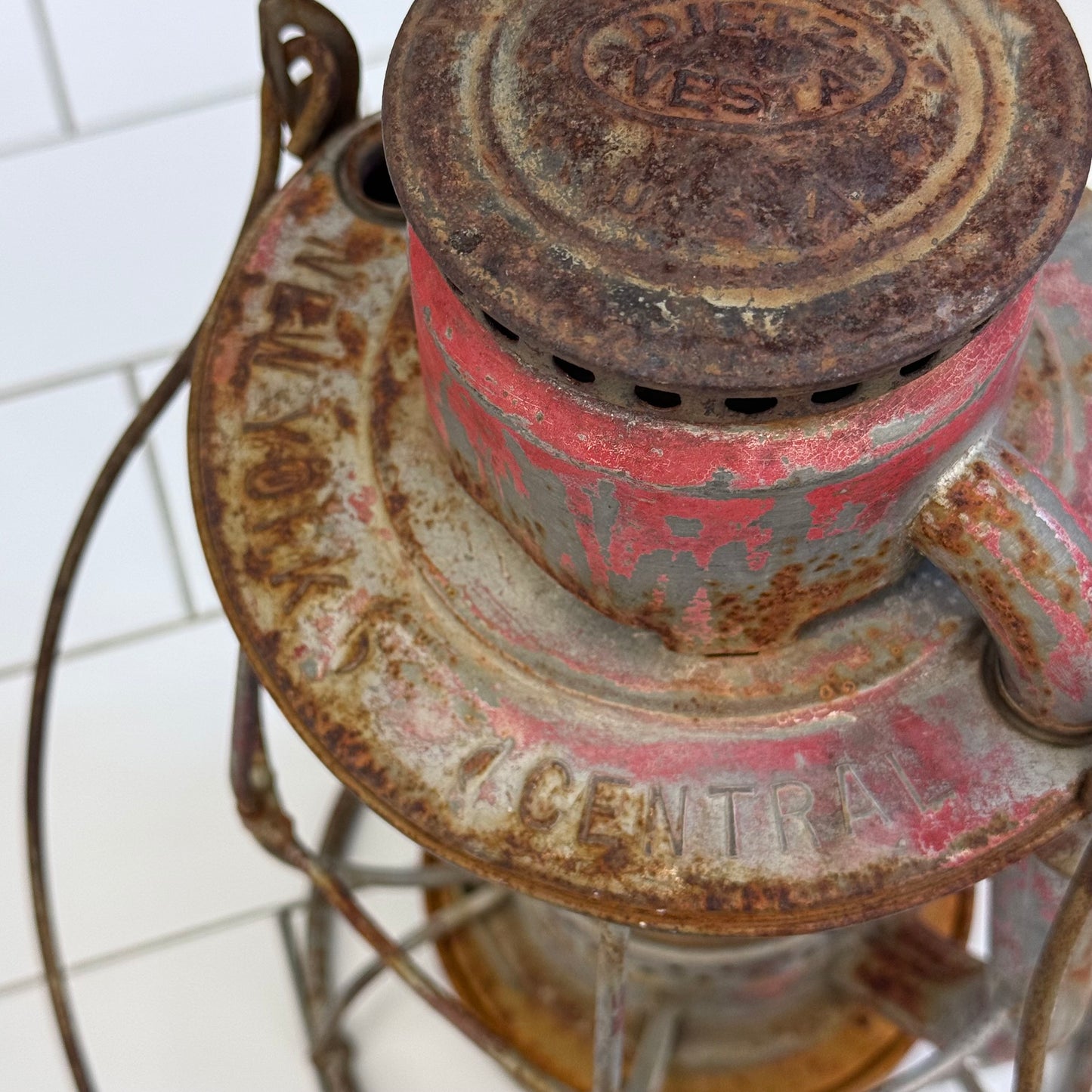 Dietz Vesta New York Central Railroad Kerosene Lantern Vintage