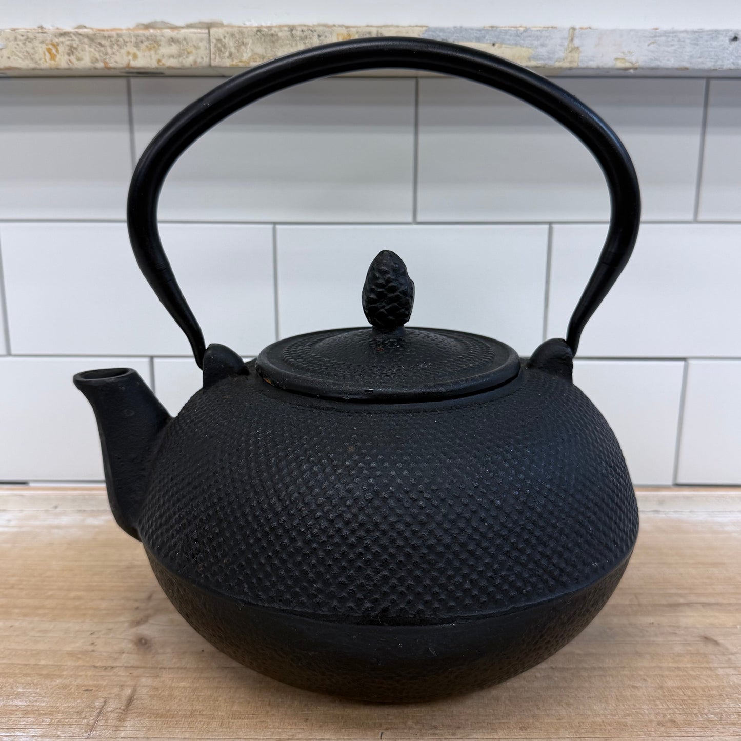 Cast Iron Tetsubin Style Hobnail Teapot Kettle