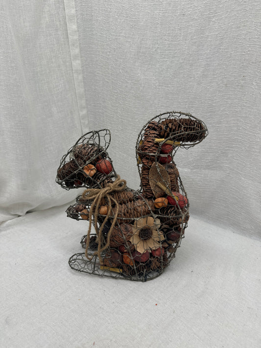 Chicken Wire Squirrel Potpourri Holder