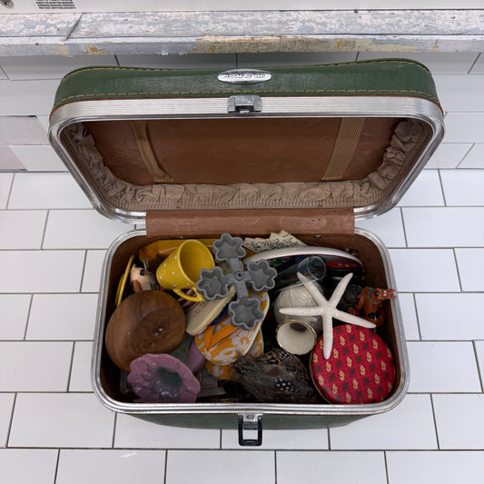 Estate Mystery Collectibles & Train Case 13.5 Lbs